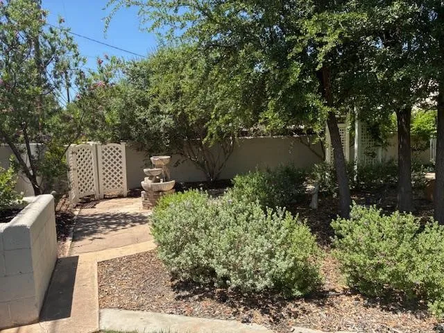 Single Family Residence For Sale in Ector County , 3740 Blossom Lane, Odessa, Texas 79762, 3 Bedrooms, 3 Bathrooms, 2 Garage spaces, 3,008 Sqft, built in 1959, Price $426,000, mls#21307535, Real Estate Agent in Odessa, Homes For Sale in Ector county, Homes For Sale in Odessa, Realtor in Odessa Texas, Real Estate Brokerage Independent Realty Texas, Luminita Cordes Realtor
