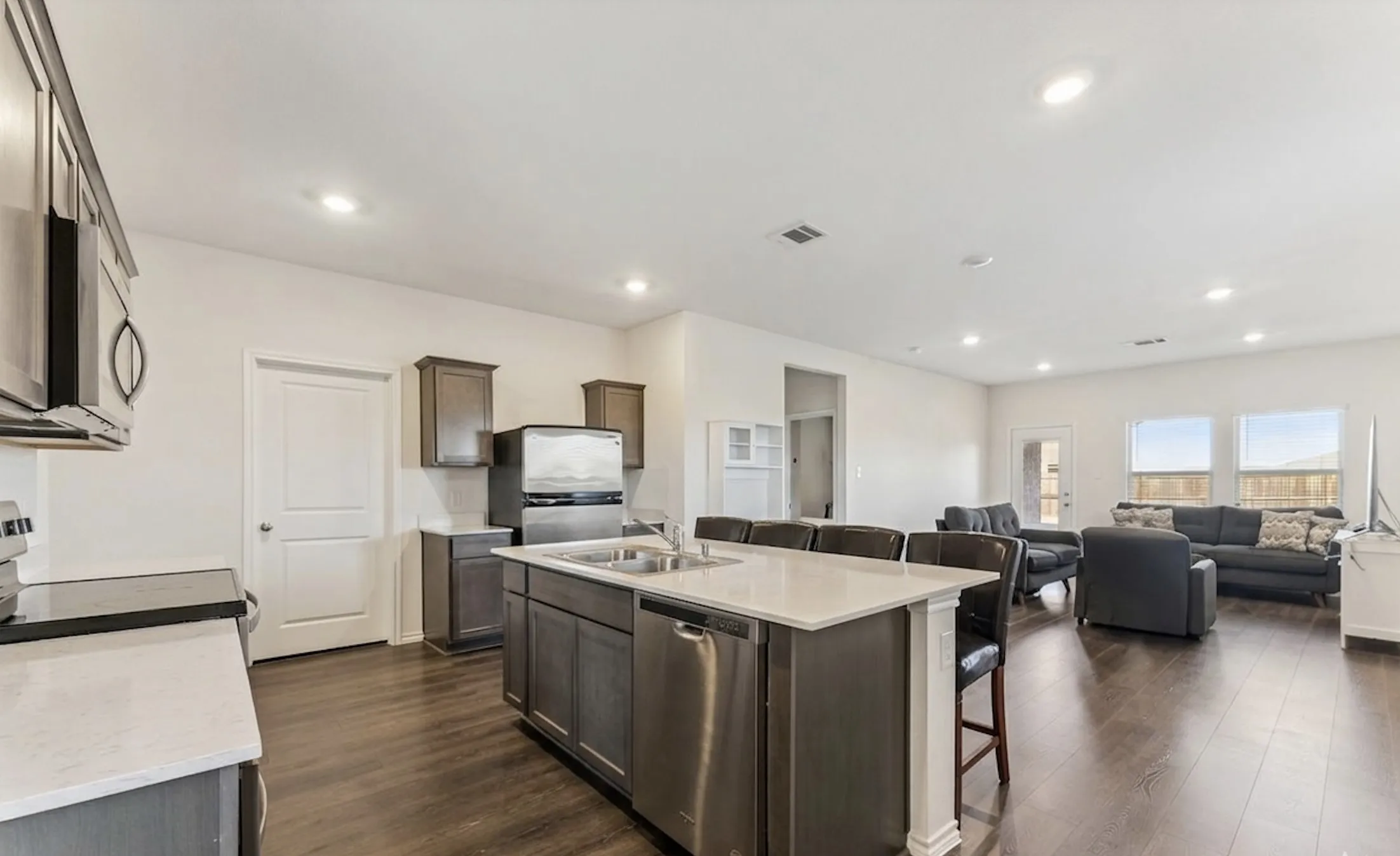 Single Family Residence For Sale in Kaufman County , 3221 Watterson Way, Crandall, Texas 75114, 3 Bedrooms, 3 Bathrooms, 2 Garage spaces, 2,250 Sqft, built in 2022, Price $310,000, mls#21307539, Real Estate Agent in Crandall, Homes For Sale in Kaufman county, Homes For Sale in Crandall, Realtor in Crandall Texas, Real Estate Brokerage Independent Realty Texas, Luminita Cordes Realtor