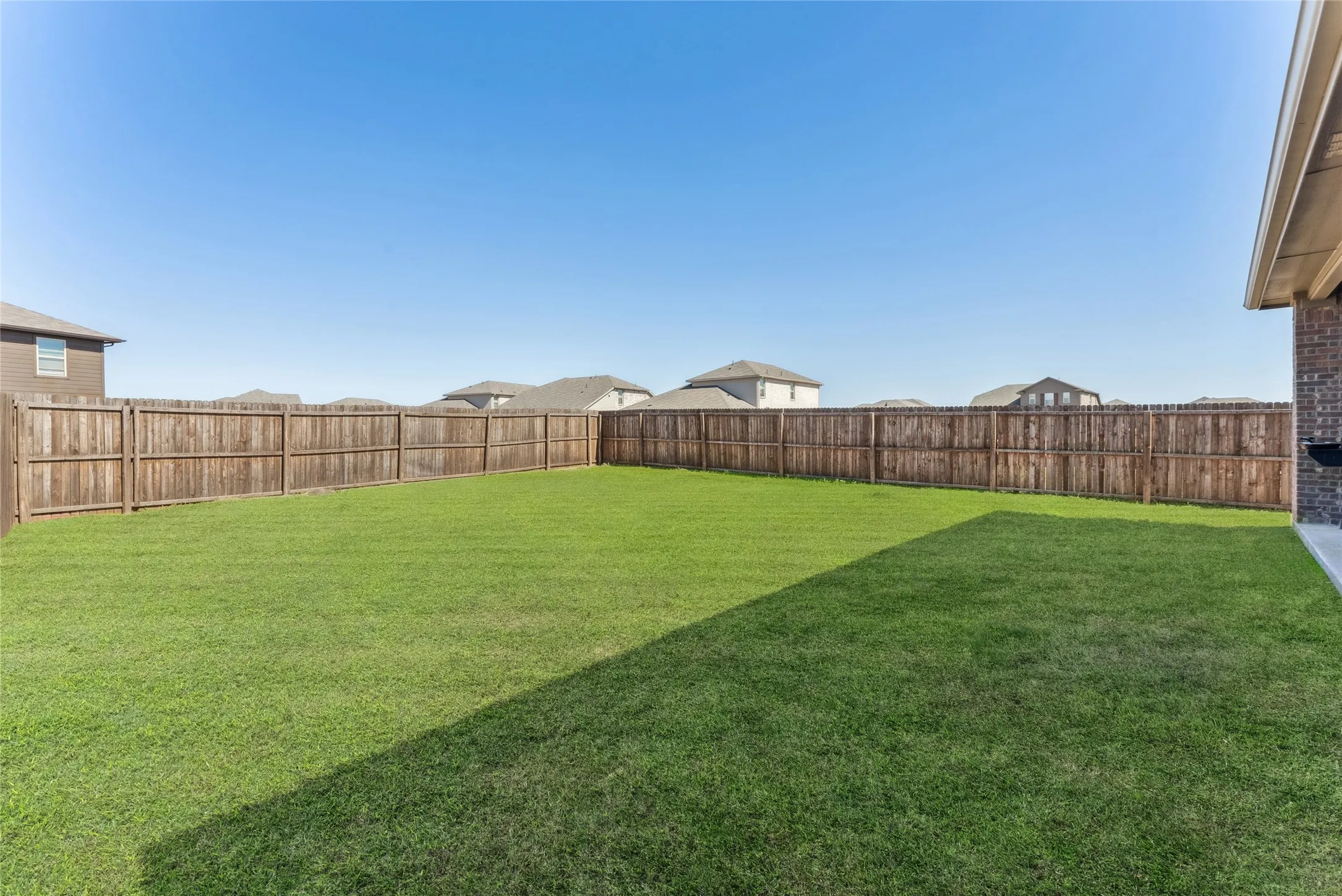 Single Family Residence For Sale in Kaufman County , 3221 Watterson Way, Crandall, Texas 75114, 3 Bedrooms, 3 Bathrooms, 2 Garage spaces, 2,250 Sqft, built in 2022, Price $310,000, mls#21307539, Real Estate Agent in Crandall, Homes For Sale in Kaufman county, Homes For Sale in Crandall, Realtor in Crandall Texas, Real Estate Brokerage Independent Realty Texas, Luminita Cordes Realtor