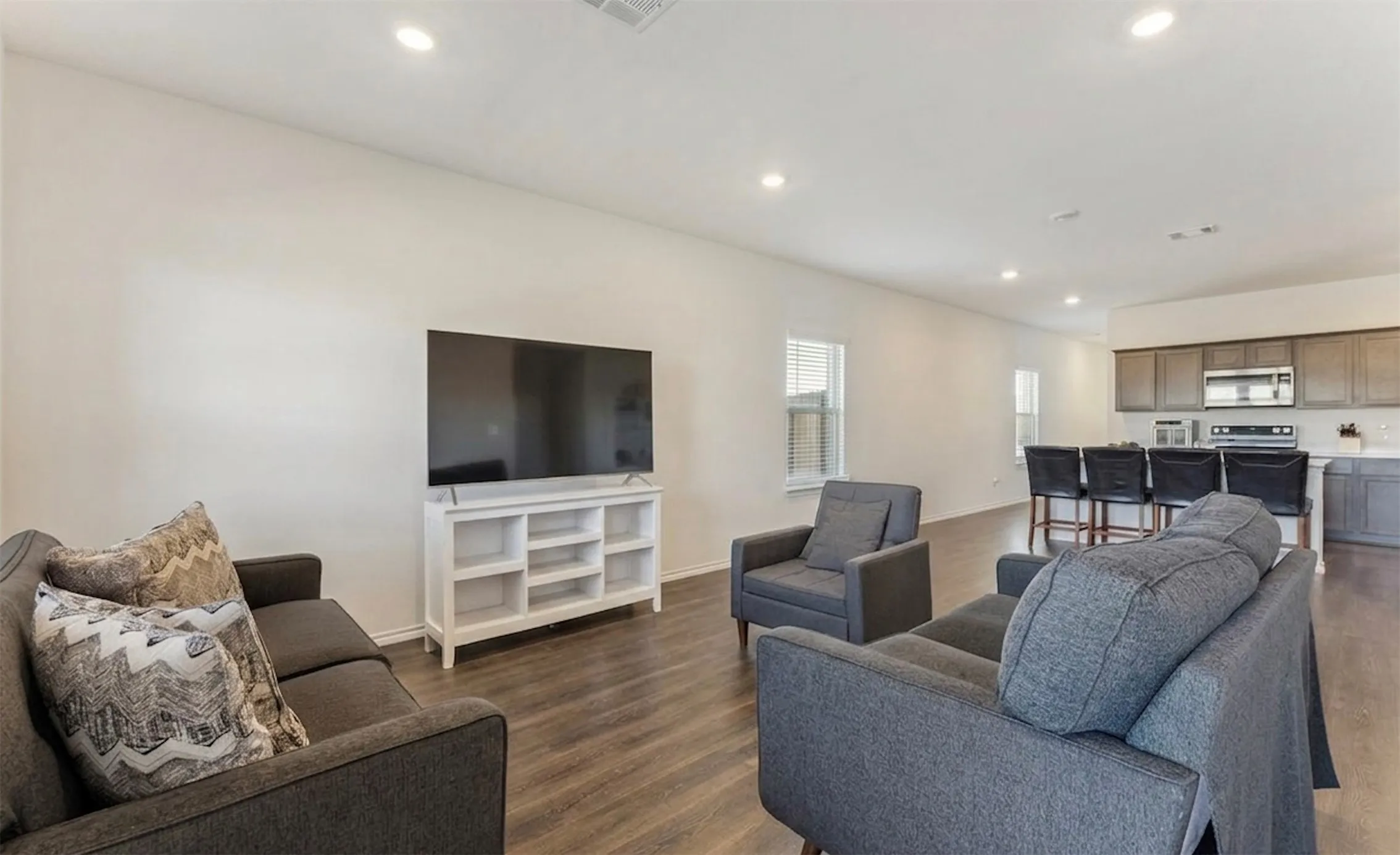 Single Family Residence For Sale in Kaufman County , 3221 Watterson Way, Crandall, Texas 75114, 3 Bedrooms, 3 Bathrooms, 2 Garage spaces, 2,250 Sqft, built in 2022, Price $310,000, mls#21307539, Real Estate Agent in Crandall, Homes For Sale in Kaufman county, Homes For Sale in Crandall, Realtor in Crandall Texas, Real Estate Brokerage Independent Realty Texas, Luminita Cordes Realtor