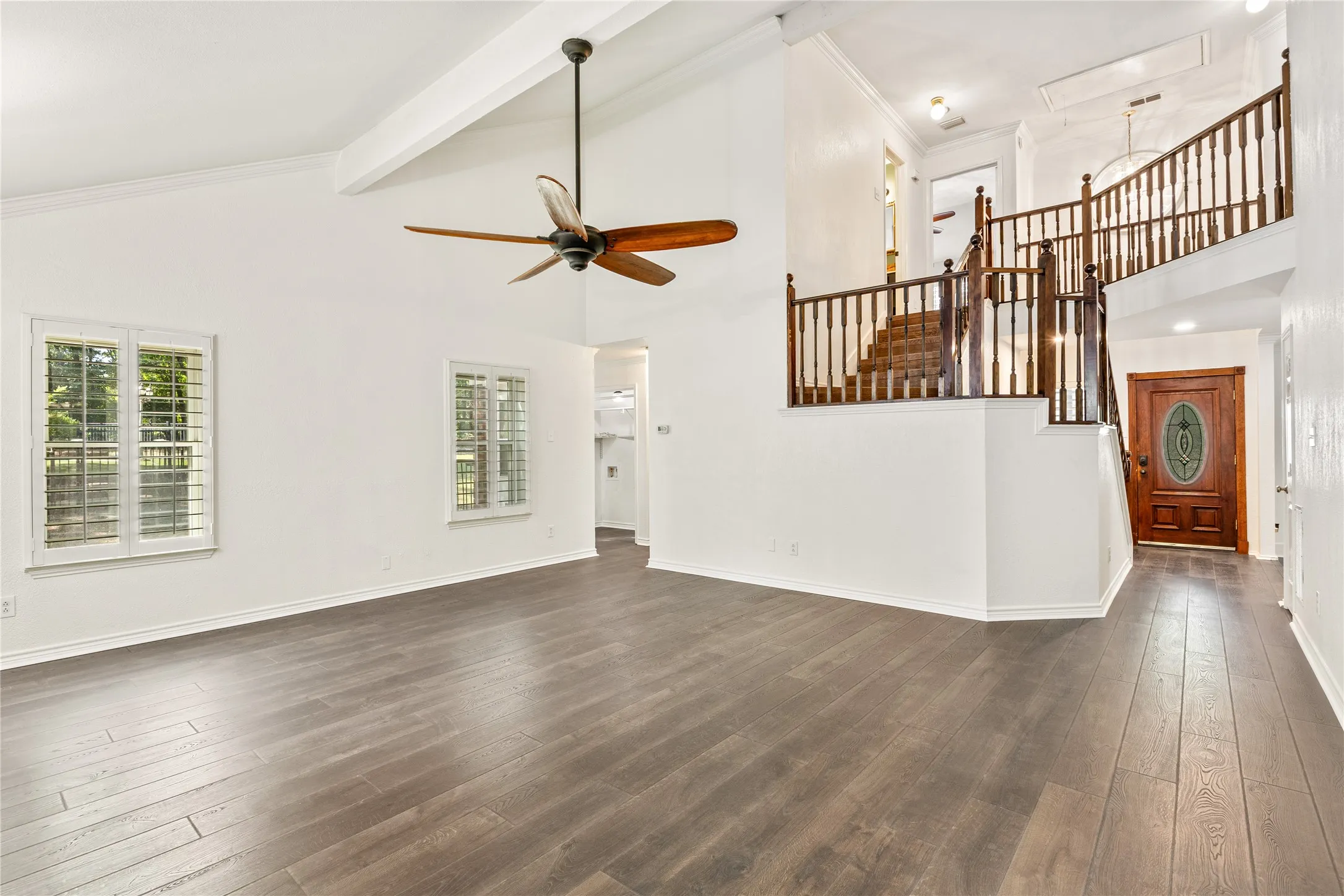 Single Family Residence For Sale in Dallas County , 5320 Hidden Court, Garland, Texas 75043, 3 Bedroom, 3 Bathroom, 2 Garage spaces, 2,065 Sqft, built in 1987, mls#21307550, Real Estate Agent in Garland, Homes For Sale in Dallas county, Homes For Sale in Garland, Realtor in Garland Texas, Real Estate Brokerage Independent Realty Texas, Luminita Cordes Realtor