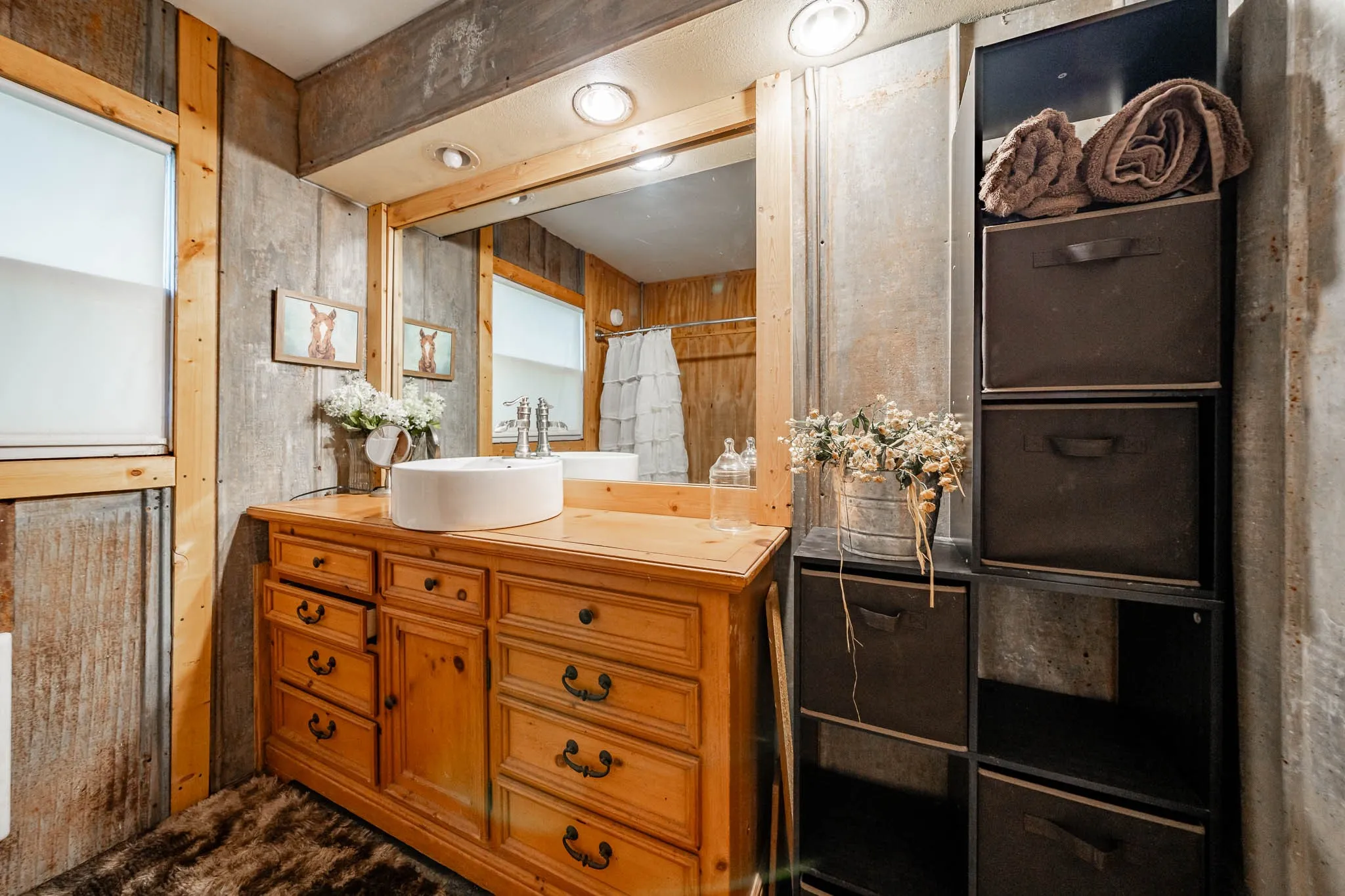 Single Family Residence For Sale in Haskell County , 1527 CR 165, Rochester, Texas 79544, 4 Bedroom, 3 Bathroom, 2 Garage spaces, 2,874 Sqft, built in 1958, mls#21307442, Real Estate Agent in Rochester, Homes For Sale in Haskell county, Homes For Sale in Rochester, Realtor in Rochester Texas, Real Estate Brokerage Independent Realty Texas, Luminita Cordes Realtor