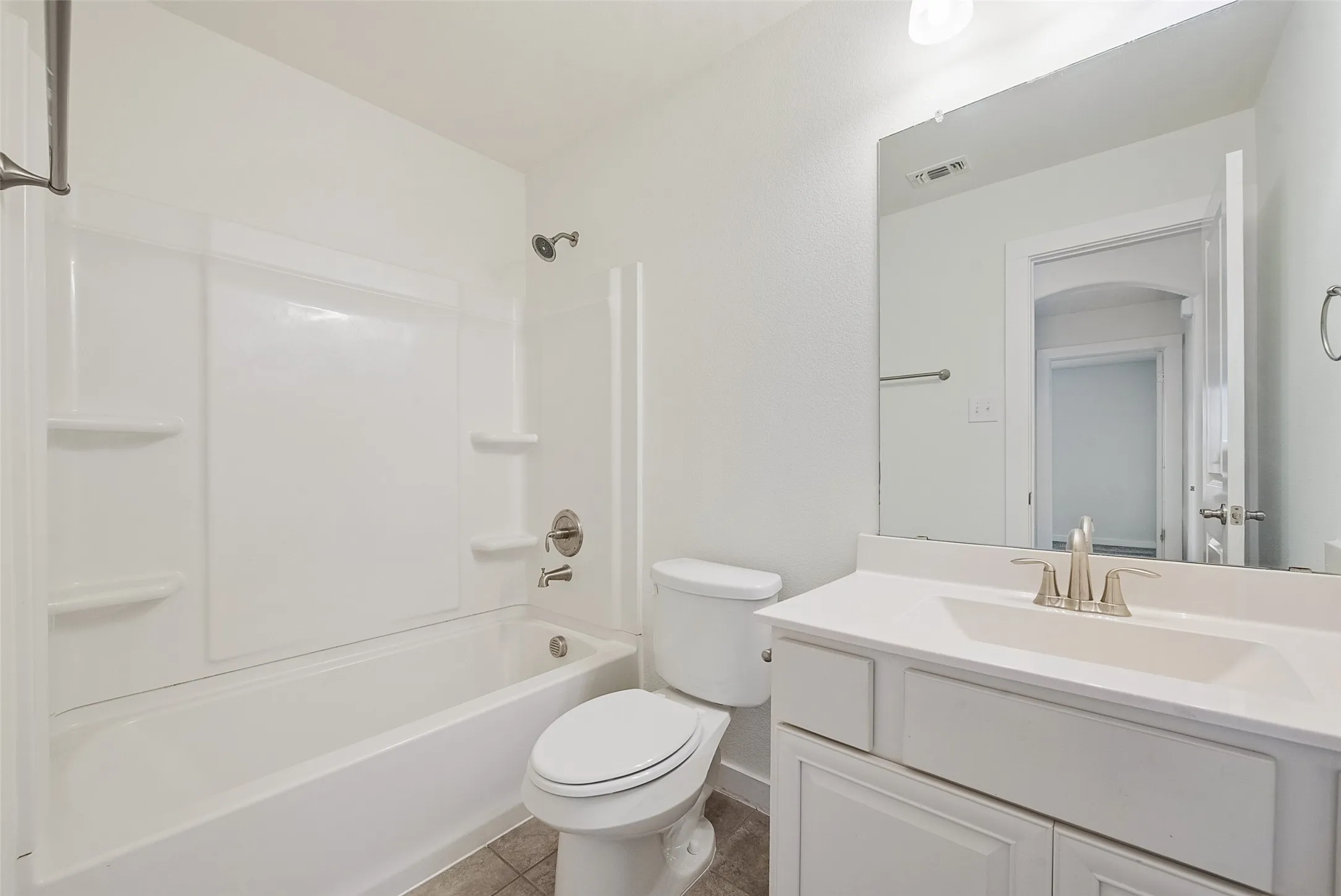 Single Family Residence For Sale in Denton County , 2320 Chebi Lane, Denton, Texas 76209, 4 Bedroom, 3 Bathroom, 2 Garage spaces, 1,970 Sqft, built in 2017, mls#21307566, Real Estate Agent in Denton, Homes For Sale in Denton county, Homes For Sale in Denton, Realtor in Denton Texas, Real Estate Brokerage Independent Realty Texas, Luminita Cordes Realtor