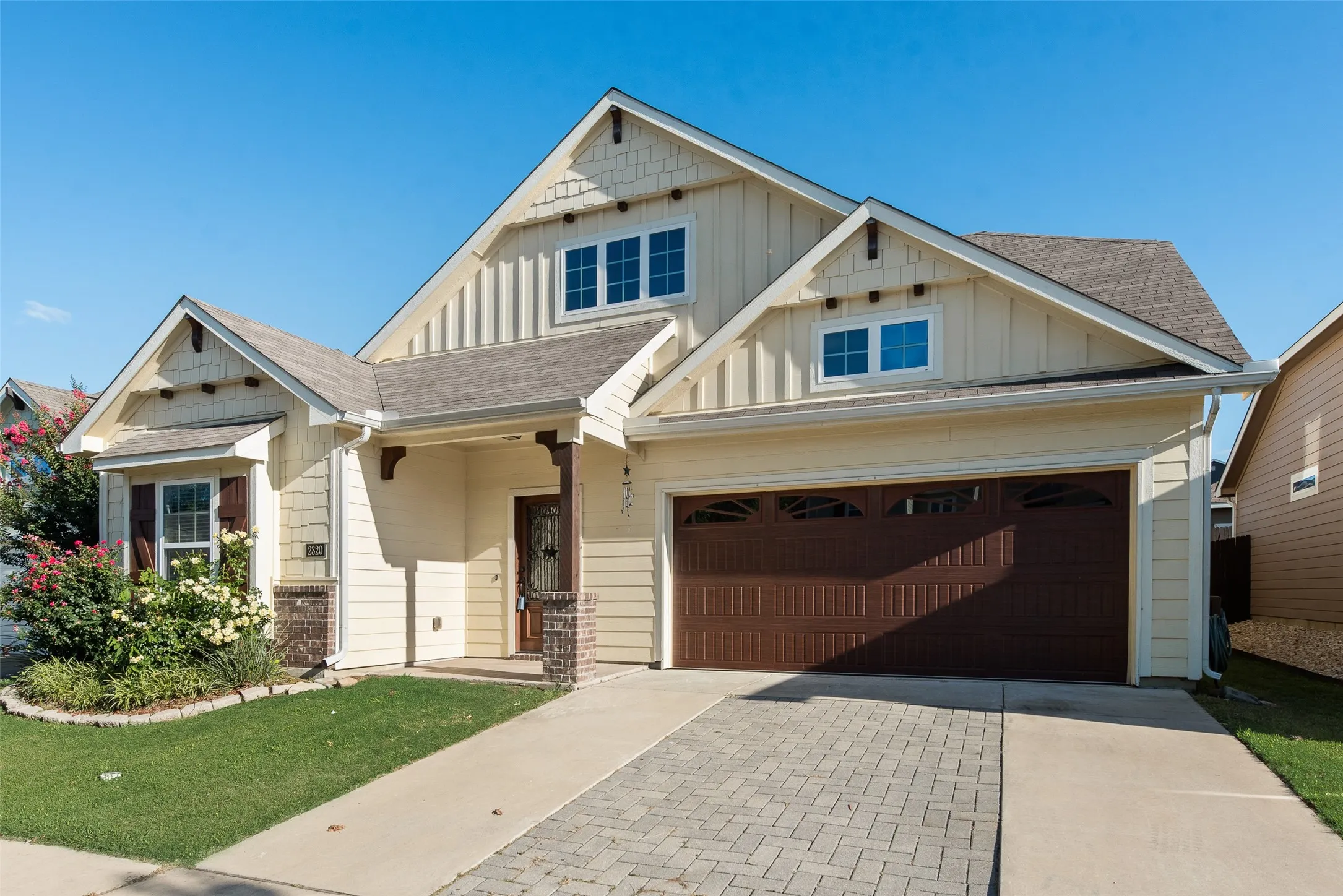 Single Family Residence For Sale in Denton County , 2320 Chebi Lane, Denton, Texas 76209, 4 Bedroom, 3 Bathroom, 2 Garage spaces, 1,970 Sqft, built in 2017, mls#21307566, Real Estate Agent in Denton, Homes For Sale in Denton county, Homes For Sale in Denton, Realtor in Denton Texas, Real Estate Brokerage Independent Realty Texas, Luminita Cordes Realtor