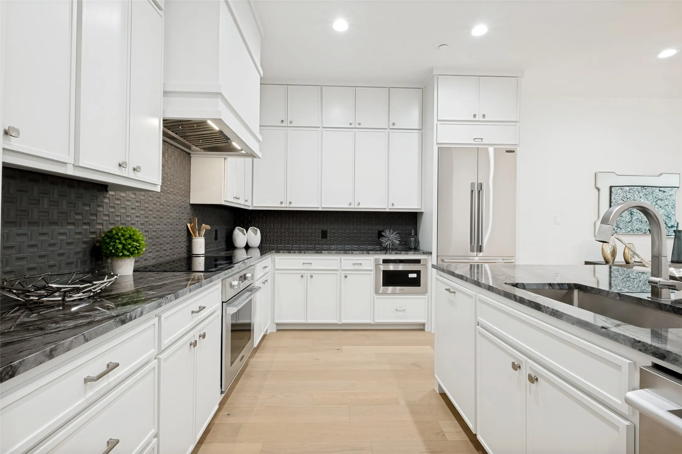 Condominium For Sale in Dallas County , 3601 Routh Street 1C, Dallas, Texas 75219, 2 Bedroom, 2 Bathroom, 1 Garage spaces, 1,857 Sqft, built in 2024, mls#21289137, Real Estate Agent in Dallas, Homes For Sale in Dallas county, Homes For Sale in Dallas, Realtor in Dallas Texas, Real Estate Brokerage Independent Realty Texas, Luminita Cordes Realtor