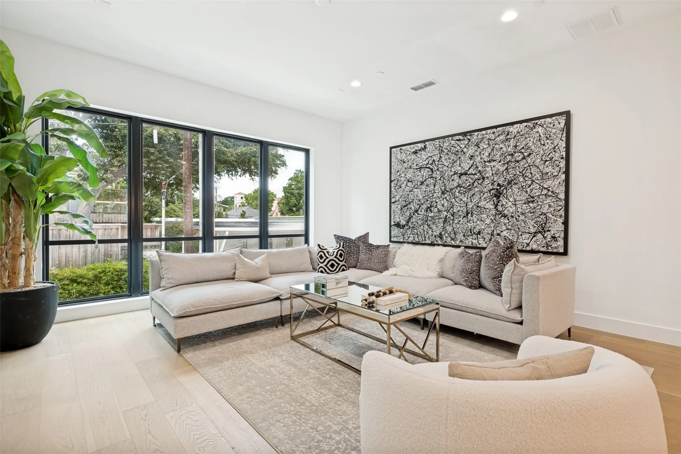 Condominium For Sale in Dallas County , 3601 Routh Street 1C, Dallas, Texas 75219, 2 Bedroom, 2 Bathroom, 1 Garage spaces, 1,857 Sqft, built in 2024, mls#21289137, Real Estate Agent in Dallas, Homes For Sale in Dallas county, Homes For Sale in Dallas, Realtor in Dallas Texas, Real Estate Brokerage Independent Realty Texas, Luminita Cordes Realtor