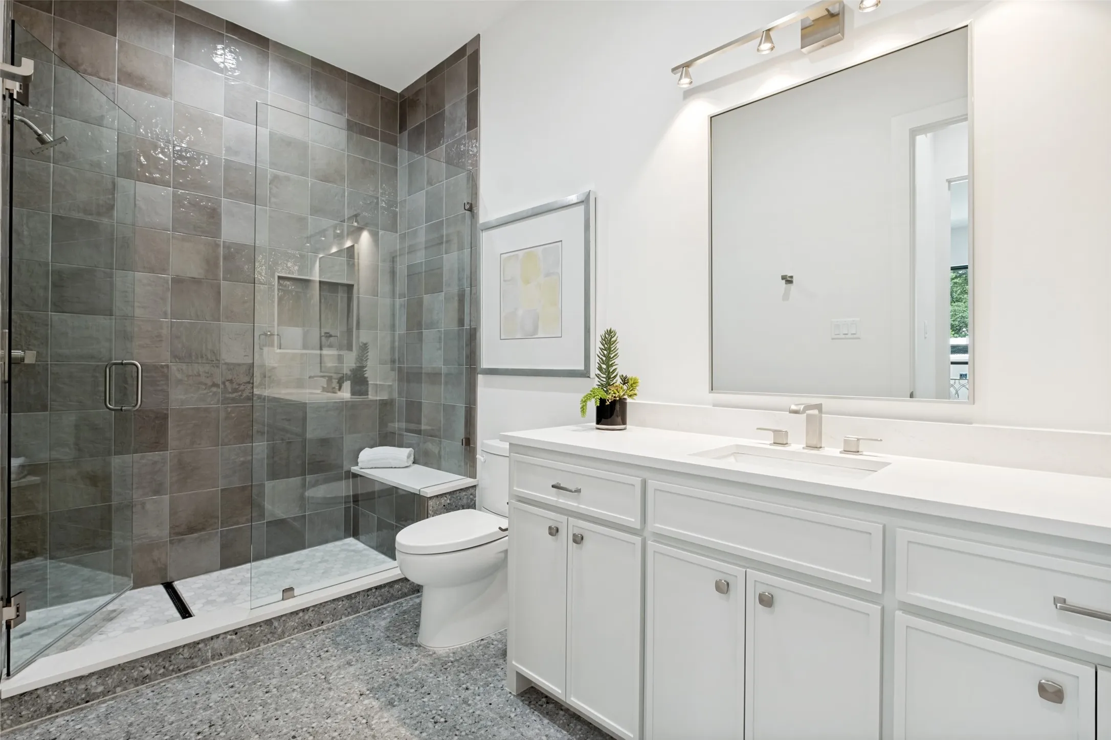 Condominium For Sale in Dallas County , 3601 Routh Street 1C, Dallas, Texas 75219, 2 Bedroom, 2 Bathroom, 1 Garage spaces, 1,857 Sqft, built in 2024, mls#21289137, Real Estate Agent in Dallas, Homes For Sale in Dallas county, Homes For Sale in Dallas, Realtor in Dallas Texas, Real Estate Brokerage Independent Realty Texas, Luminita Cordes Realtor