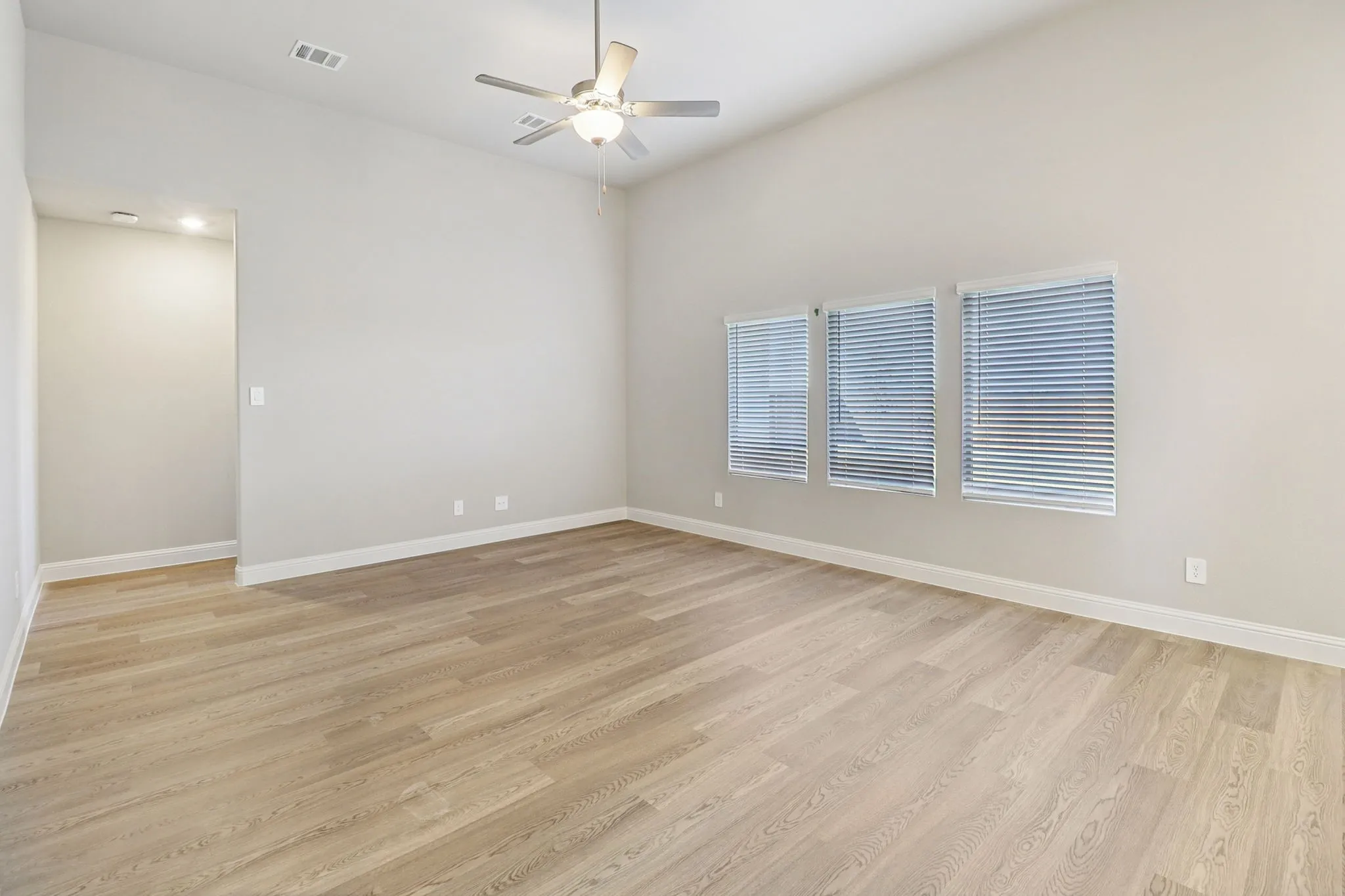 Photo is not of the actual home, but is an inspirational photo of builder’s model home and may depict options, furnishings, and/or decorator features that are not included.