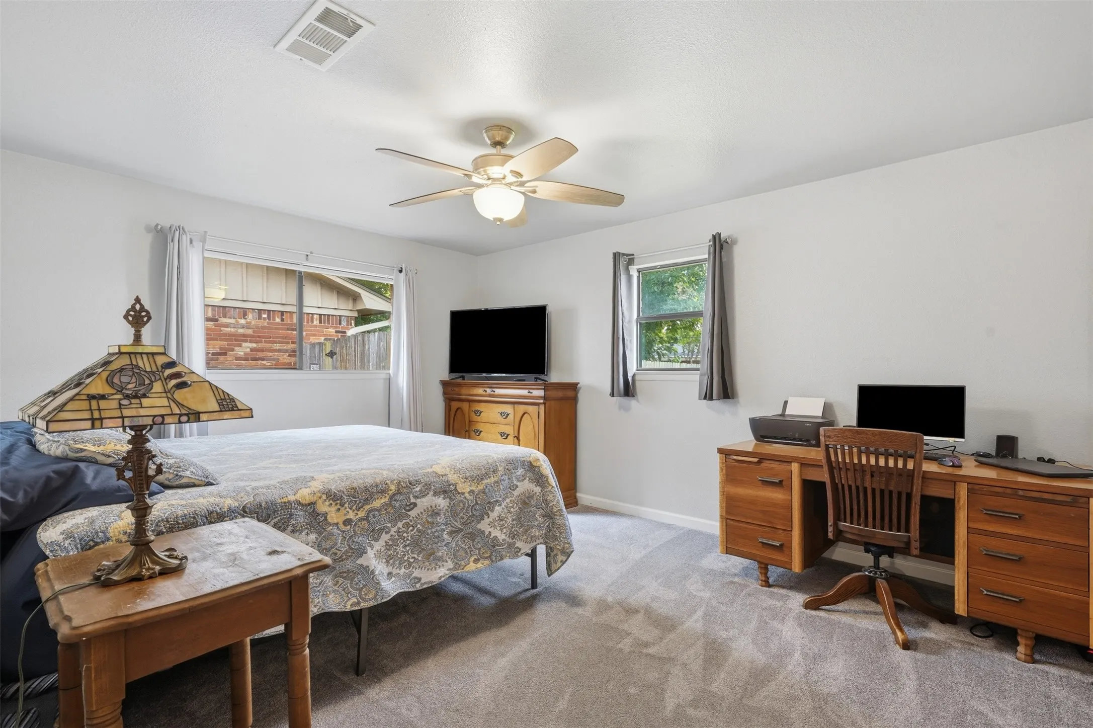 Single Family Residence For Sale in Tarrant County , 5421 Susan Lee Lane, North Richland Hills, Texas 76180, 3 Bedroom, 2 Bathroom, 2 Garage spaces, 1,972 Sqft, built in 1965, mls#21306575, Real Estate Agent in North Richland Hills, Homes For Sale in Tarrant county, Homes For Sale in North Richland Hills, Realtor in North Richland Hills Texas, Real Estate Brokerage Independent Realty Texas, Luminita Cordes Realtor