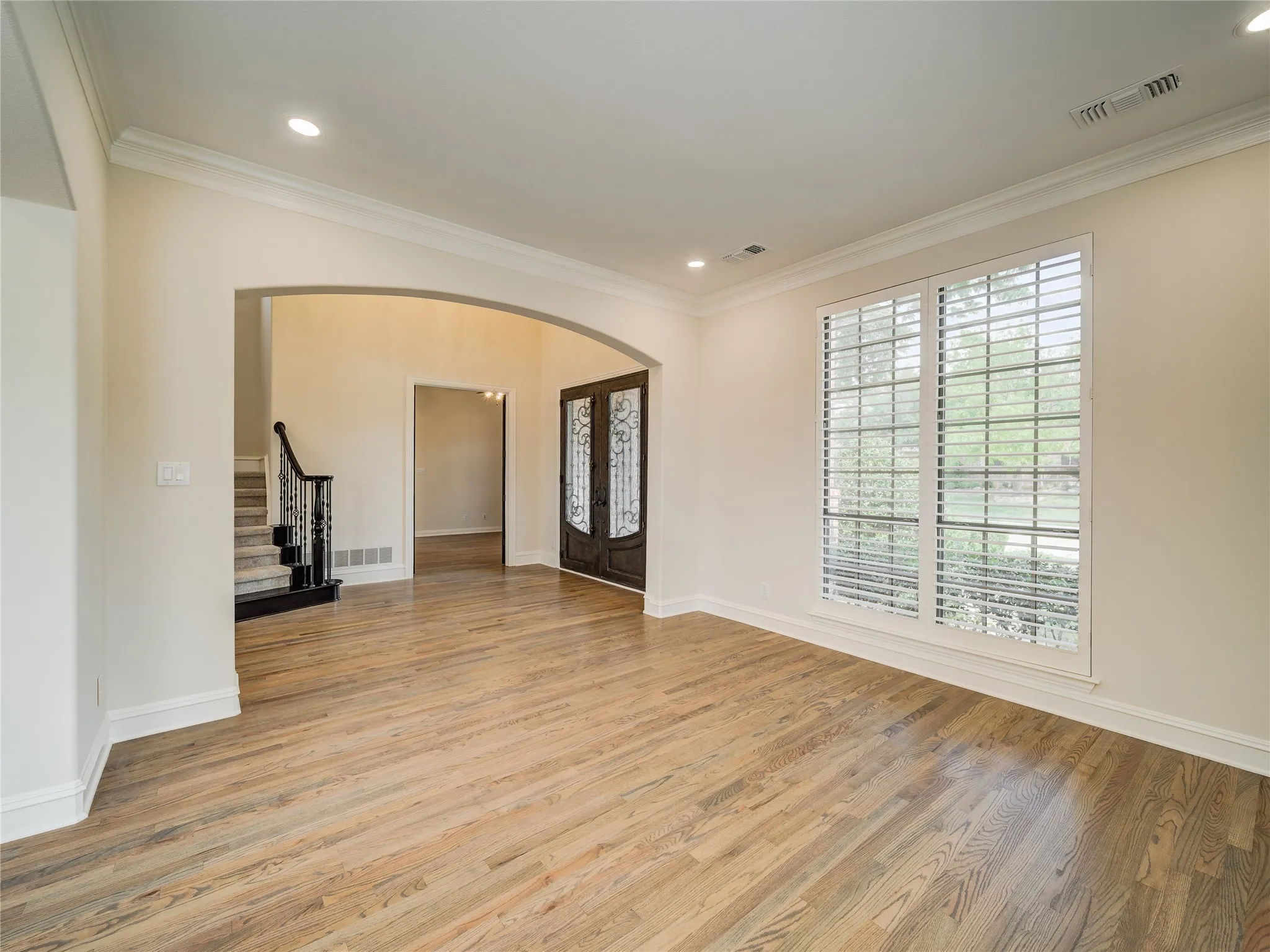 Single Family Residence For Sale in Denton County , 5143 Stillwater Trail, Frisco, Texas 75034, 4 Bedroom, 5 Bathroom, 3 Garage spaces, 4,600 Sqft, built in 2001, mls#21289501, Real Estate Agent in Frisco, Homes For Sale in Denton county, Homes For Sale in Frisco, Realtor in Frisco Texas, Real Estate Brokerage Independent Realty Texas, Luminita Cordes Realtor