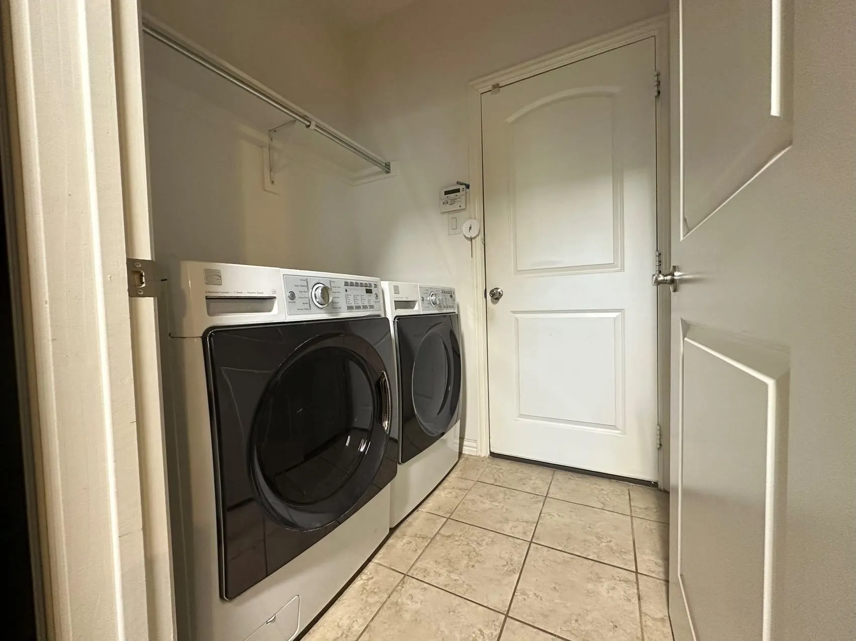 Townhouse For Sale in Collin County , 6516 Federal Hall Street, Plano, Texas 75023, 3 Bedroom, 3 Bathroom, 2 Garage spaces, 1,634 Sqft, built in 2012, mls#21307593, Real Estate Agent in Plano, Homes For Sale in Collin county, Homes For Sale in Plano, Realtor in Plano Texas, Real Estate Brokerage Independent Realty Texas, Luminita Cordes Realtor