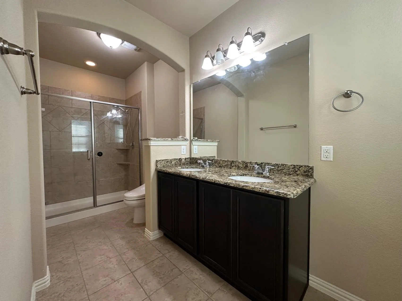 Townhouse For Sale in Collin County , 6516 Federal Hall Street, Plano, Texas 75023, 3 Bedroom, 3 Bathroom, 2 Garage spaces, 1,634 Sqft, built in 2012, mls#21307593, Real Estate Agent in Plano, Homes For Sale in Collin county, Homes For Sale in Plano, Realtor in Plano Texas, Real Estate Brokerage Independent Realty Texas, Luminita Cordes Realtor