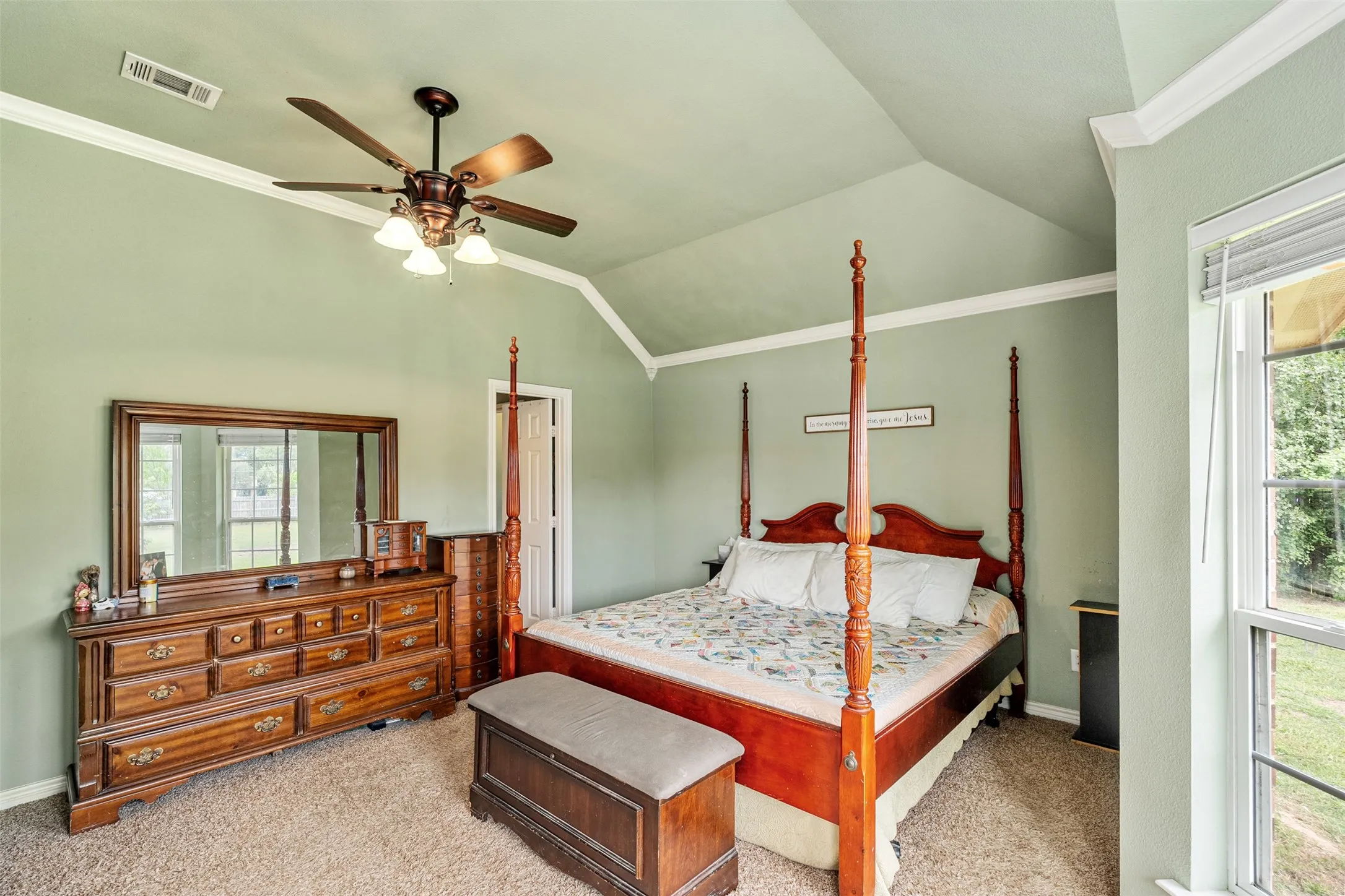 Single Family Residence For Sale in Henderson County , 118 Janice Lane, Mabank, Texas 75156, 4 Bedroom, 2 Bathroom, Garage spaces, 1,865 Sqft, built in 2009, mls#21307475, Real Estate Agent in Mabank, Homes For Sale in Henderson county, Homes For Sale in Mabank, Realtor in Mabank Texas, Real Estate Brokerage Independent Realty Texas, Luminita Cordes Realtor