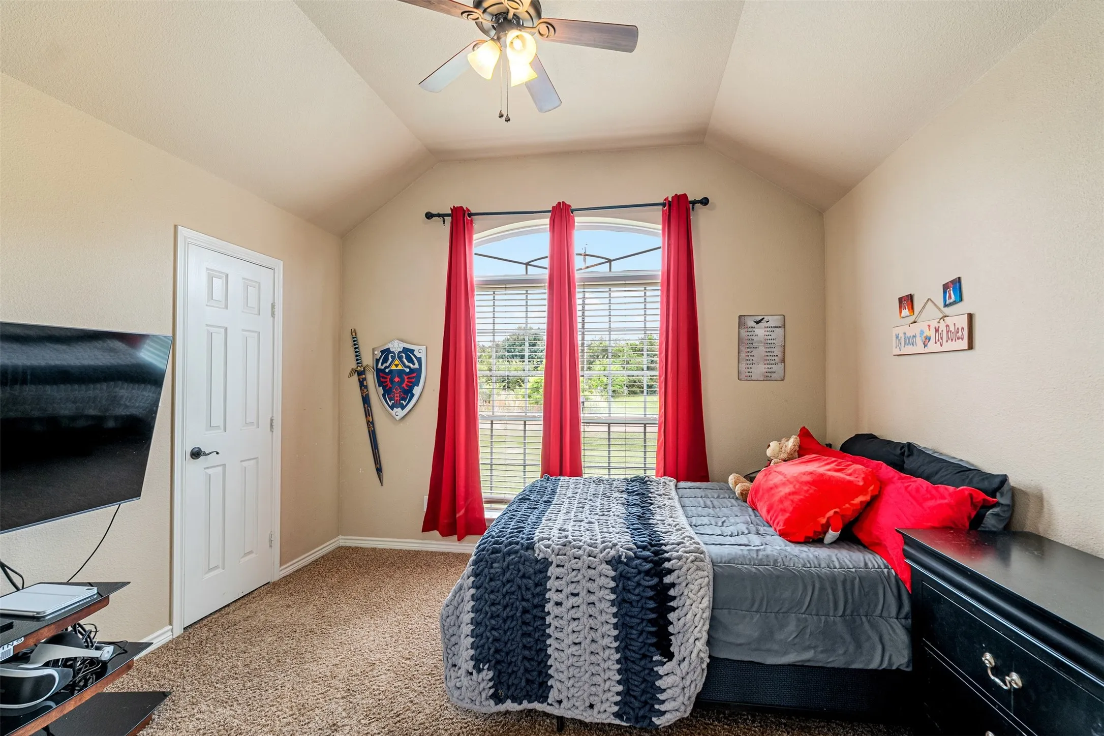 Single Family Residence For Sale in Henderson County , 118 Janice Lane, Mabank, Texas 75156, 4 Bedroom, 2 Bathroom, Garage spaces, 1,865 Sqft, built in 2009, mls#21307475, Real Estate Agent in Mabank, Homes For Sale in Henderson county, Homes For Sale in Mabank, Realtor in Mabank Texas, Real Estate Brokerage Independent Realty Texas, Luminita Cordes Realtor