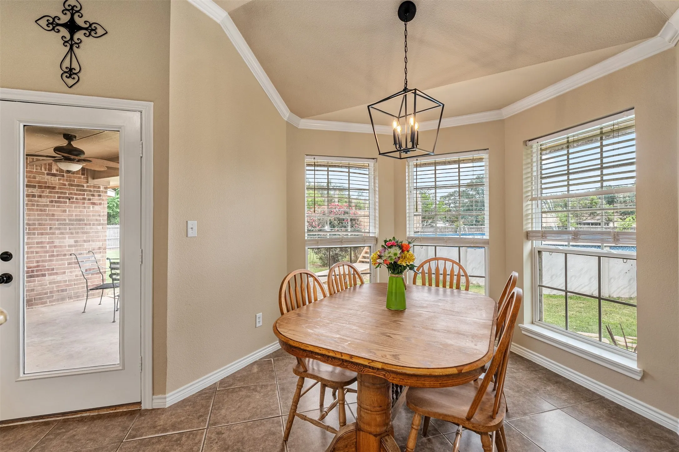 Single Family Residence For Sale in Henderson County , 118 Janice Lane, Mabank, Texas 75156, 4 Bedroom, 2 Bathroom, Garage spaces, 1,865 Sqft, built in 2009, mls#21307475, Real Estate Agent in Mabank, Homes For Sale in Henderson county, Homes For Sale in Mabank, Realtor in Mabank Texas, Real Estate Brokerage Independent Realty Texas, Luminita Cordes Realtor