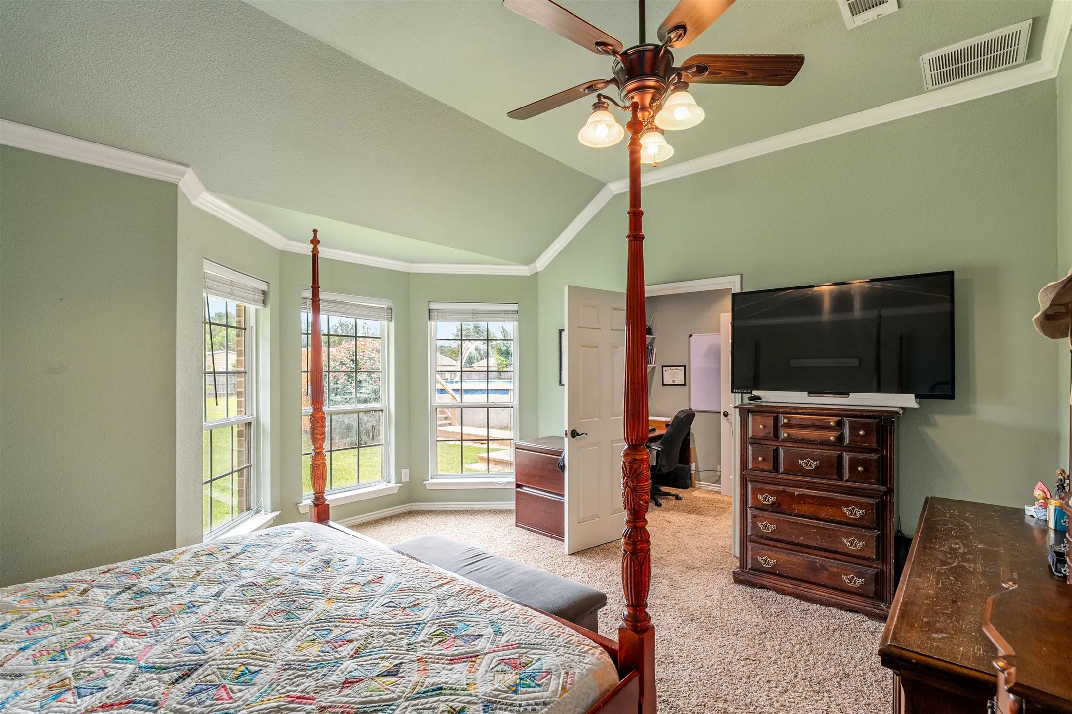 Single Family Residence For Sale in Henderson County , 118 Janice Lane, Mabank, Texas 75156, 4 Bedroom, 2 Bathroom, Garage spaces, 1,865 Sqft, built in 2009, mls#21307475, Real Estate Agent in Mabank, Homes For Sale in Henderson county, Homes For Sale in Mabank, Realtor in Mabank Texas, Real Estate Brokerage Independent Realty Texas, Luminita Cordes Realtor