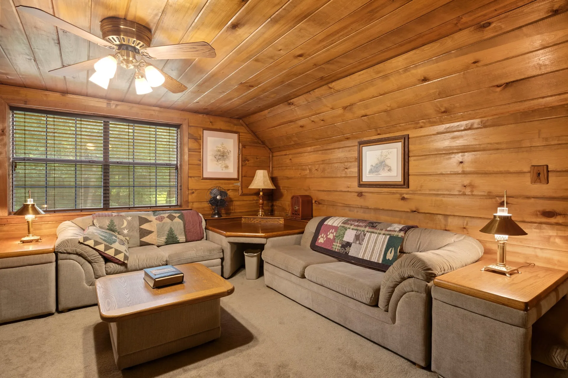 Single Family Residence For Sale in Camp County , 11995 FM 557, Pittsburg, Texas 75686, 3 Bedroom, 2 Bathroom, 2 Garage spaces, 2,200 Sqft, built in 1987, Price $449,000, mls#21307577, Real Estate Agent in Pittsburg, Homes For Sale in Camp county, Homes For Sale in Pittsburg, Realtor in Pittsburg Texas, Real Estate Brokerage Independent Realty Texas, Luminita Cordes Realtor