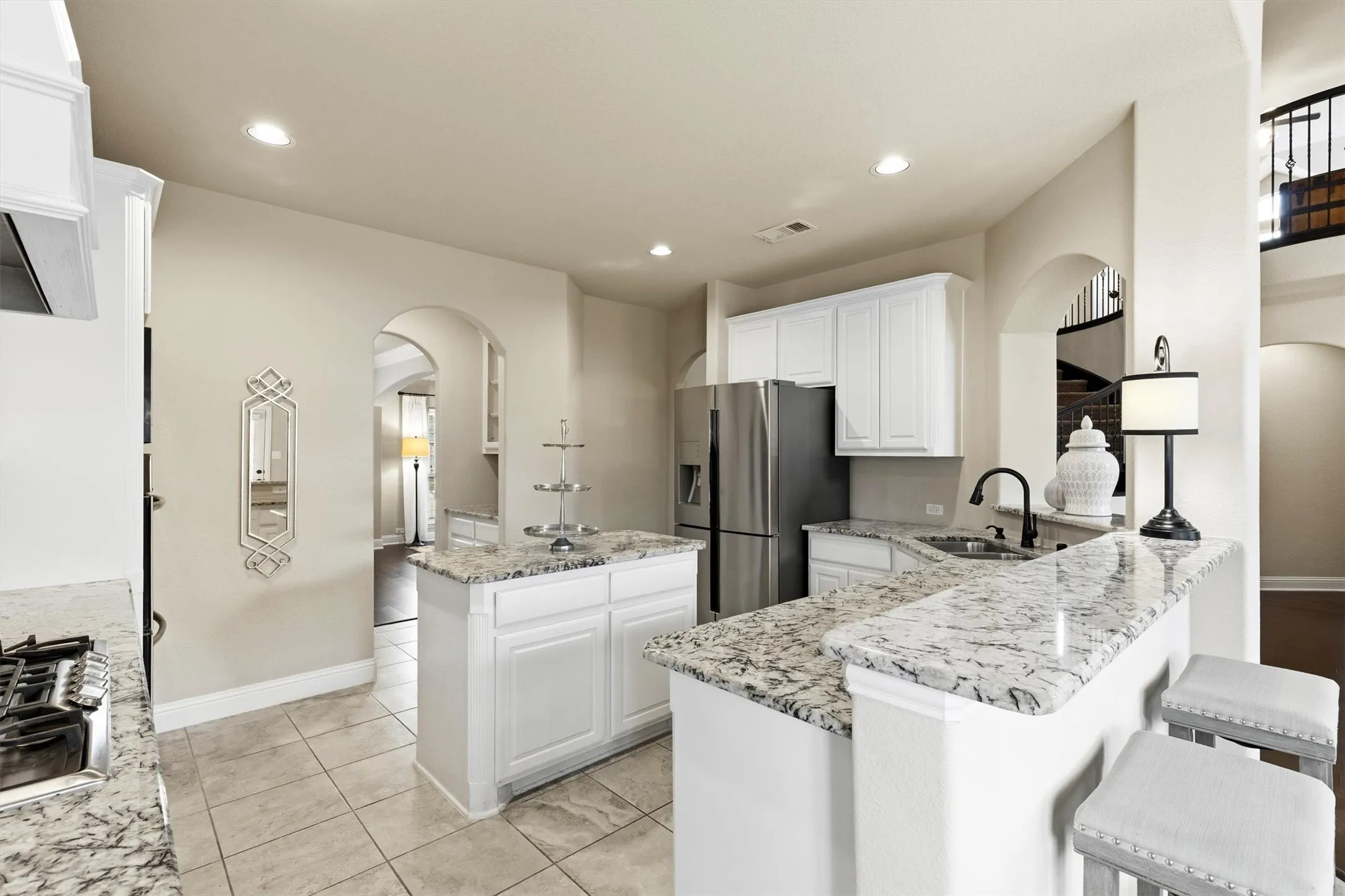 Single Family Residence For Sale in Collin County , 3207 Elkhart Drive, Sachse, Texas 75048, 5 Bedroom, 4 Bathroom, 2 Garage spaces, 4,261 Sqft, built in 2015, mls#21303447, Real Estate Agent in Sachse, Homes For Sale in Collin county, Homes For Sale in Sachse, Realtor in Sachse Texas, Real Estate Brokerage Independent Realty Texas, Luminita Cordes Realtor