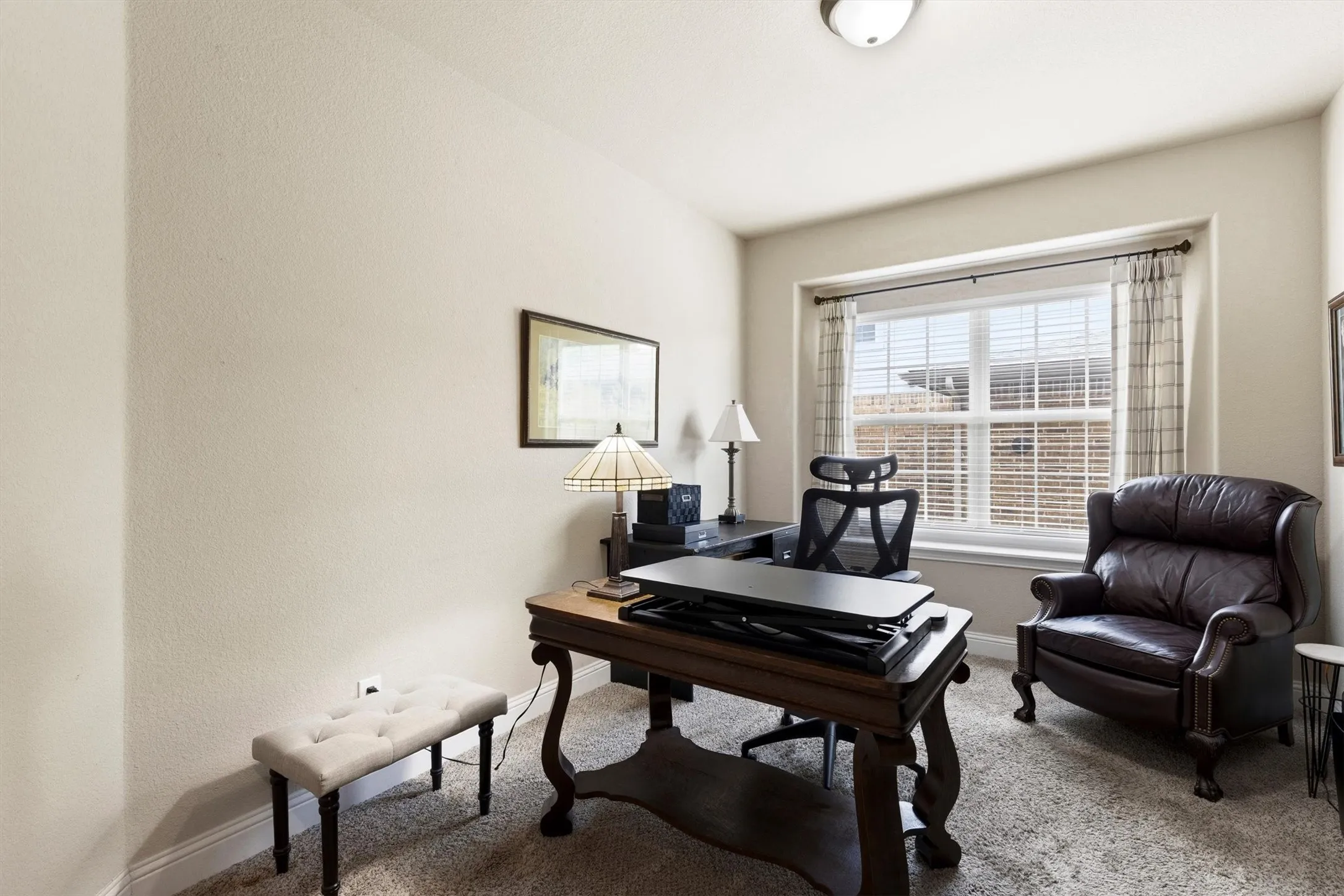 Single Family Residence For Sale in Collin County , 3207 Elkhart Drive, Sachse, Texas 75048, 5 Bedroom, 4 Bathroom, 2 Garage spaces, 4,261 Sqft, built in 2015, mls#21303447, Real Estate Agent in Sachse, Homes For Sale in Collin county, Homes For Sale in Sachse, Realtor in Sachse Texas, Real Estate Brokerage Independent Realty Texas, Luminita Cordes Realtor