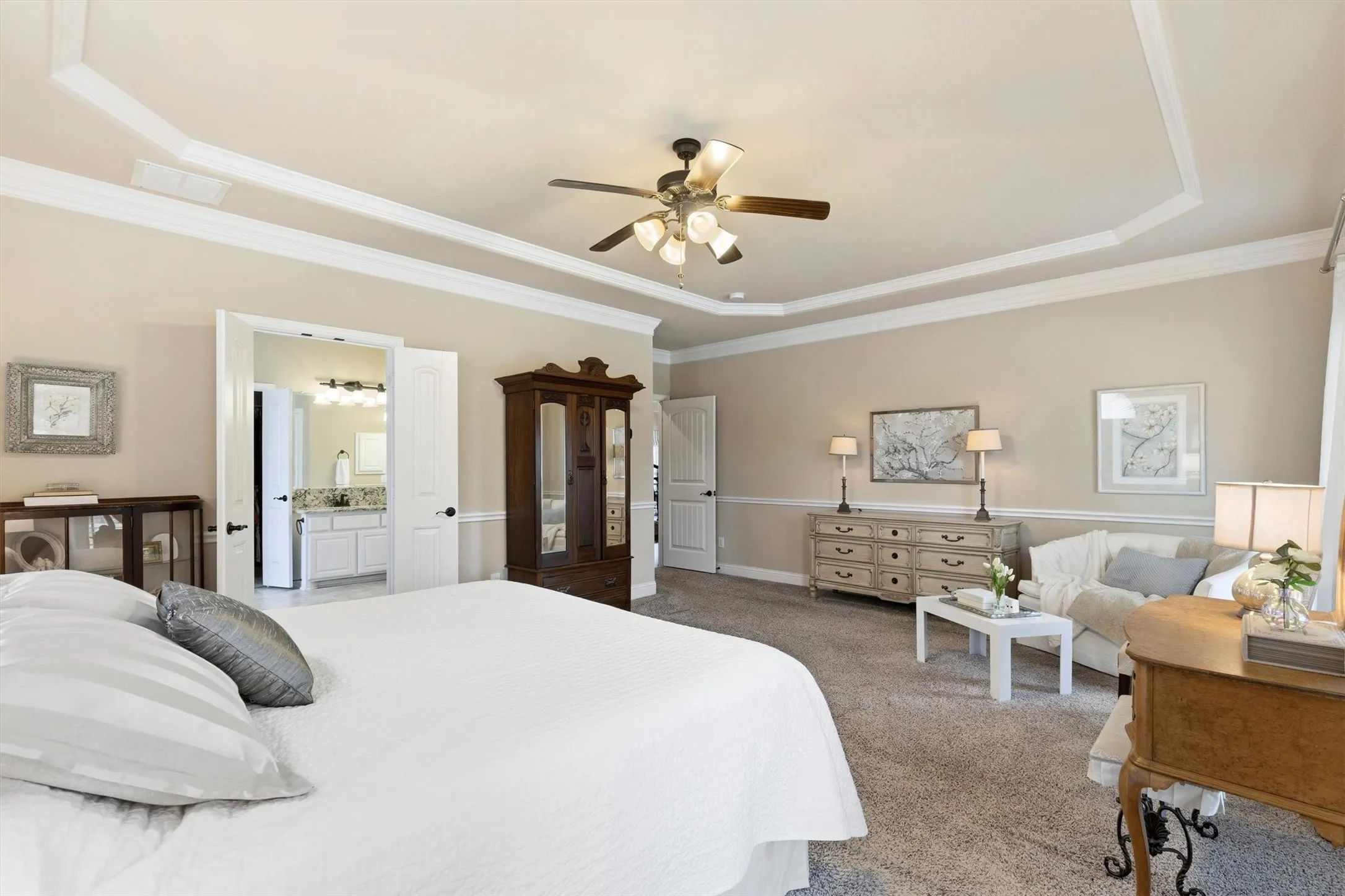 Single Family Residence For Sale in Collin County , 3207 Elkhart Drive, Sachse, Texas 75048, 5 Bedroom, 4 Bathroom, 2 Garage spaces, 4,261 Sqft, built in 2015, mls#21303447, Real Estate Agent in Sachse, Homes For Sale in Collin county, Homes For Sale in Sachse, Realtor in Sachse Texas, Real Estate Brokerage Independent Realty Texas, Luminita Cordes Realtor