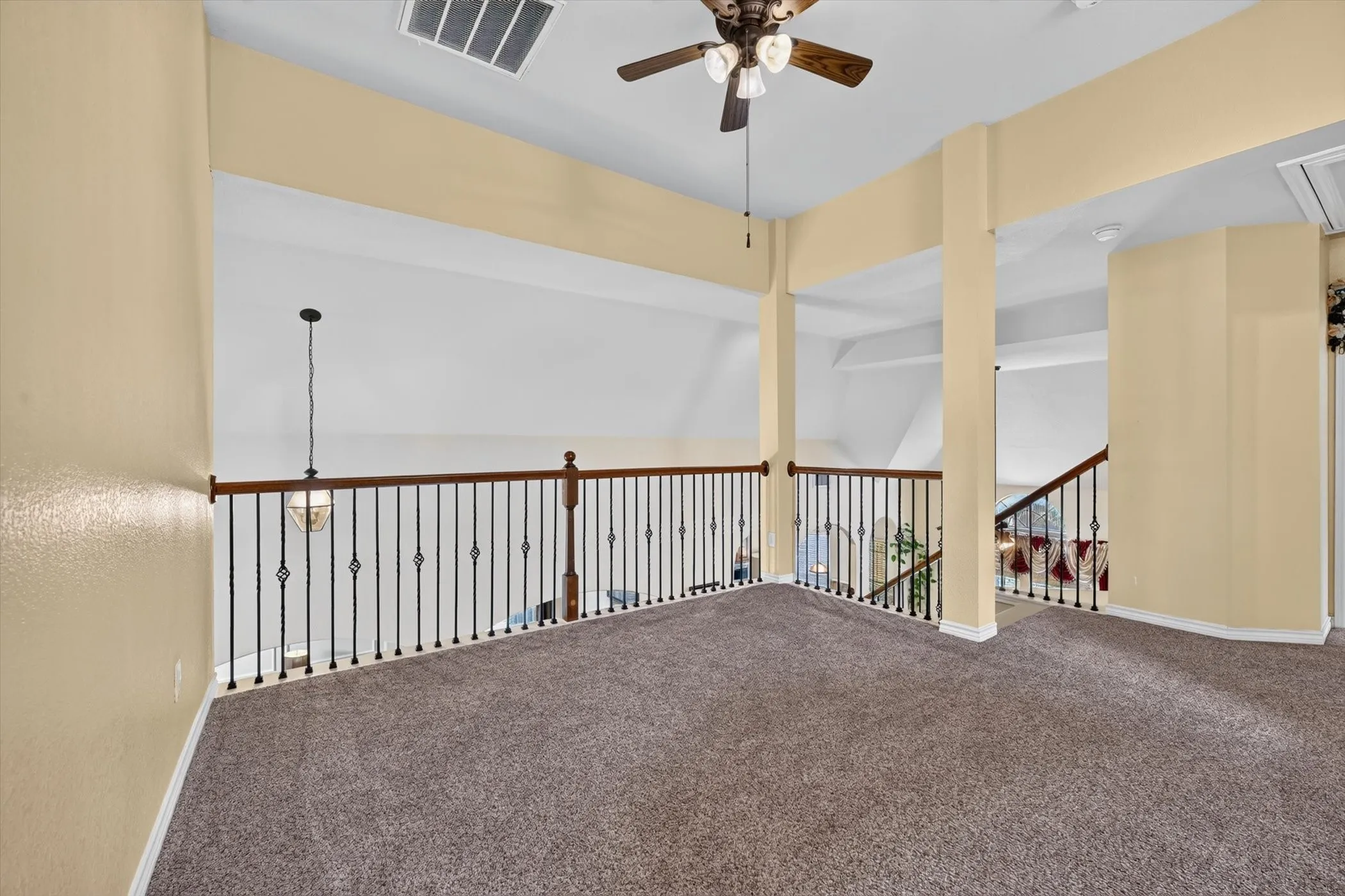 Single Family Residence For Rent in Collin County , 358 Fairlanding Avenue, Fairview, Texas 75069, 5 Bedroom, 3 Bathroom, 2 Garage spaces, 2,816 Sqft, built in 2006, mls#21307435, Real Estate Agent in Fairview, Homes For Rent in Collin county, Homes For Rent in Fairview, Realtor in Fairview Texas, Real Estate Brokerage Independent Realty Texas, Luminita Cordes Realtor