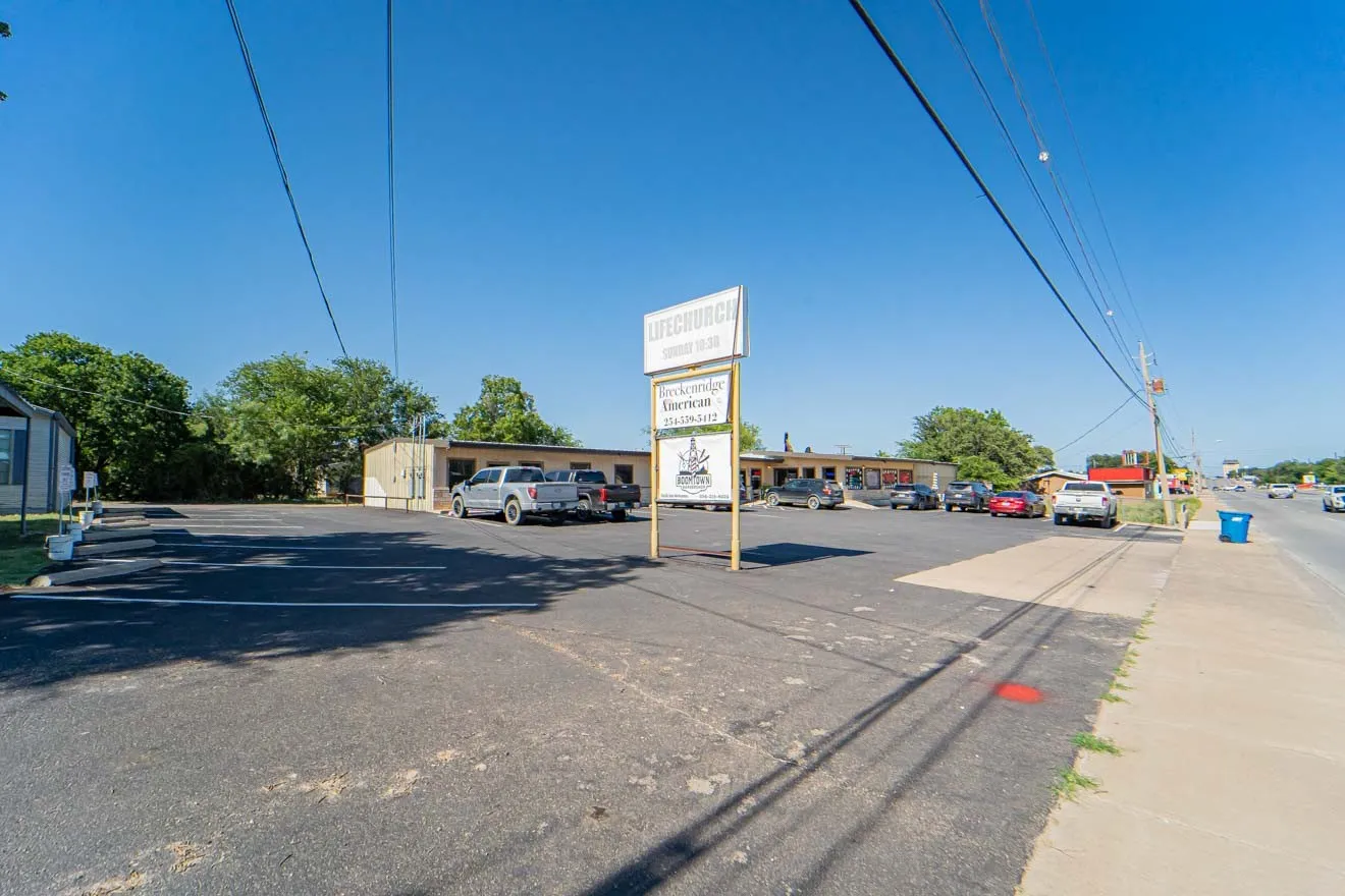 Retail For Sale in Stephens County , 1104 W Walker Street, Breckenridge, Texas 76424, 0, 0, Garage spaces, 0 Sqft, built in 1998, mls#21307638, Real Estate Agent in Breckenridge, Homes For Sale in Stephens county, Homes For Sale in Breckenridge, Realtor in Breckenridge Texas, Real Estate Brokerage Independent Realty Texas, Luminita Cordes Realtor