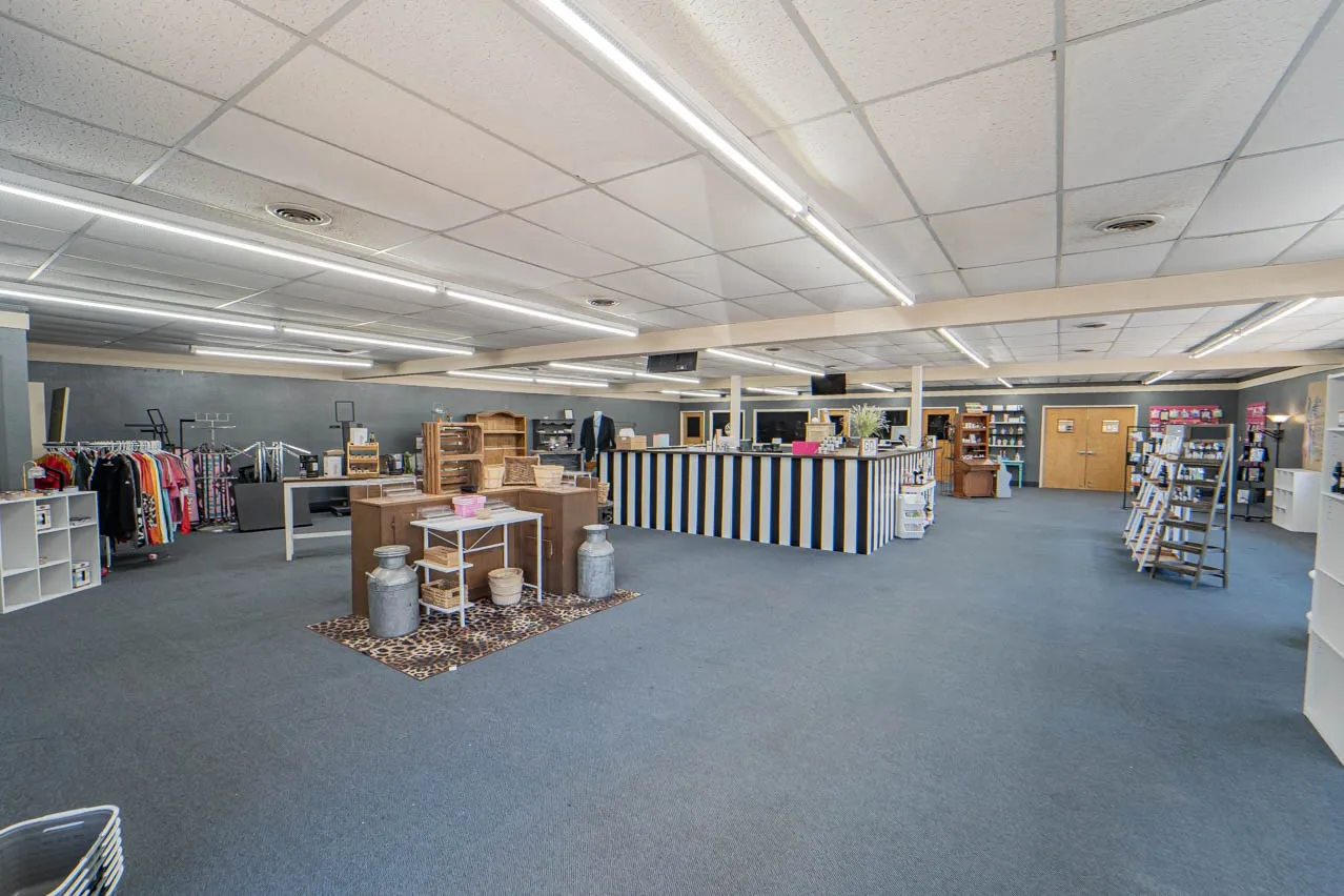 Retail For Sale in Stephens County , 1104 W Walker Street, Breckenridge, Texas 76424, 0, 0, Garage spaces, 0 Sqft, built in 1998, mls#21307638, Real Estate Agent in Breckenridge, Homes For Sale in Stephens county, Homes For Sale in Breckenridge, Realtor in Breckenridge Texas, Real Estate Brokerage Independent Realty Texas, Luminita Cordes Realtor