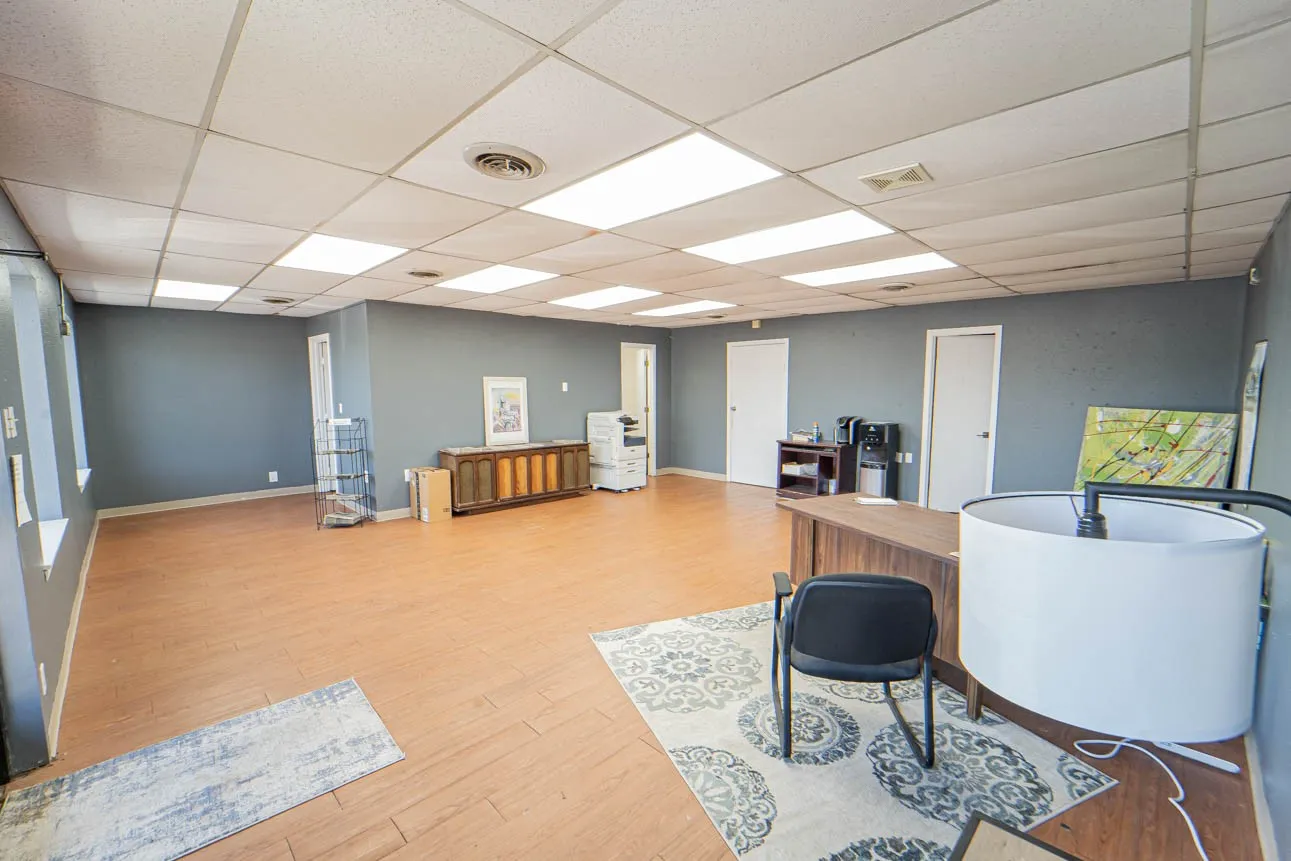 Retail For Sale in Stephens County , 1104 W Walker Street, Breckenridge, Texas 76424, 0, 0, Garage spaces, 0 Sqft, built in 1998, mls#21307638, Real Estate Agent in Breckenridge, Homes For Sale in Stephens county, Homes For Sale in Breckenridge, Realtor in Breckenridge Texas, Real Estate Brokerage Independent Realty Texas, Luminita Cordes Realtor