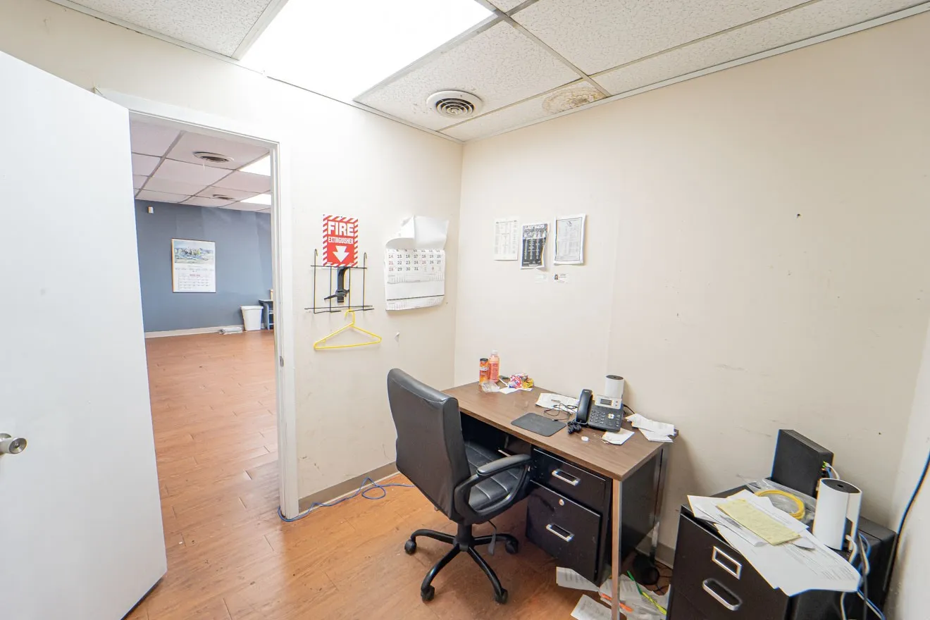 Retail For Sale in Stephens County , 1104 W Walker Street, Breckenridge, Texas 76424, 0, 0, Garage spaces, 0 Sqft, built in 1998, mls#21307638, Real Estate Agent in Breckenridge, Homes For Sale in Stephens county, Homes For Sale in Breckenridge, Realtor in Breckenridge Texas, Real Estate Brokerage Independent Realty Texas, Luminita Cordes Realtor