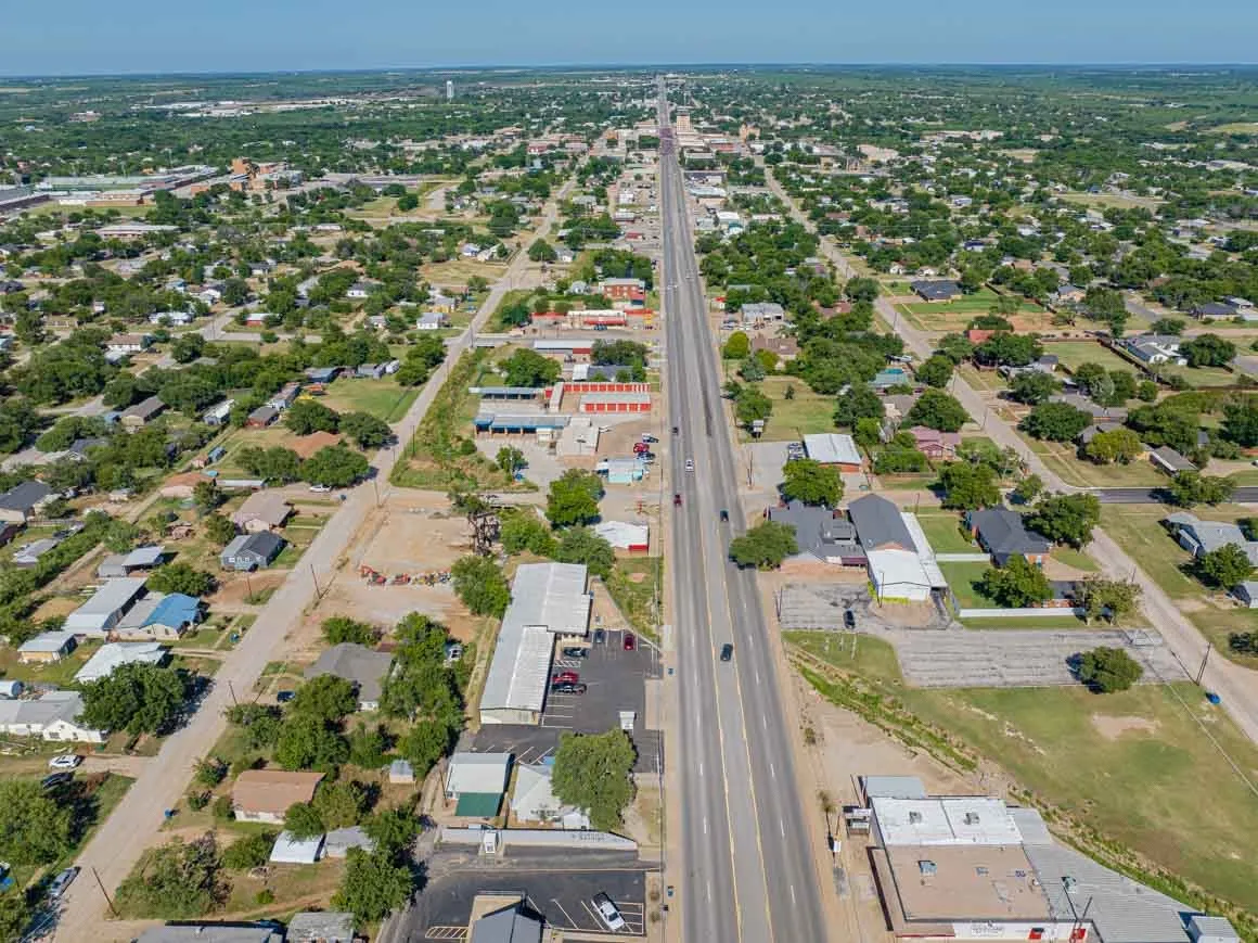 Retail For Sale in Stephens County , 1104 W Walker Street, Breckenridge, Texas 76424, 0, 0, Garage spaces, 0 Sqft, built in 1998, mls#21307638, Real Estate Agent in Breckenridge, Homes For Sale in Stephens county, Homes For Sale in Breckenridge, Realtor in Breckenridge Texas, Real Estate Brokerage Independent Realty Texas, Luminita Cordes Realtor