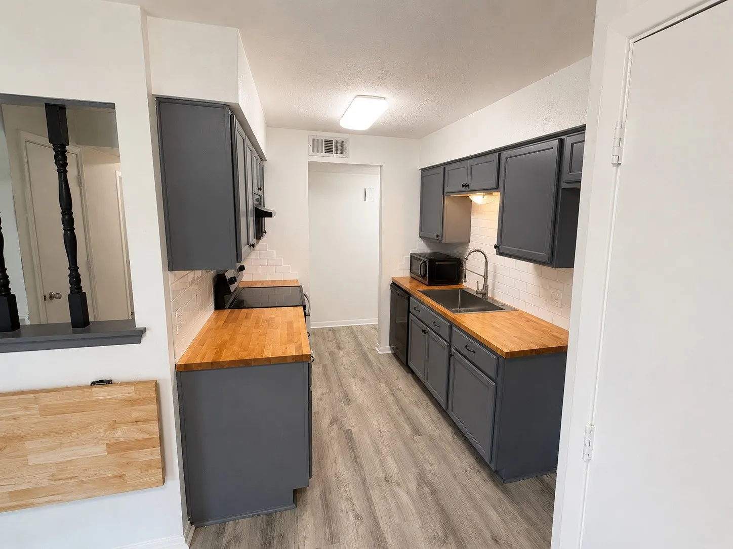 Single Family Residence For Sale in Tarrant County , 7144 Winchester Road, North Richland Hills, Texas 76182, 3 Bedroom, 2 Bathroom, 1 Garage spaces, 1,439 Sqft, built in 1978, Price $284,999, mls#21282617, Real Estate Agent in North Richland Hills, Homes For Sale in Tarrant county, Homes For Sale in North Richland Hills, Realtor in North Richland Hills Texas, Real Estate Brokerage Independent Realty Texas, Luminita Cordes Realtor