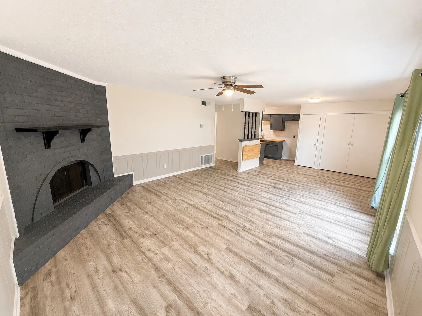 Single Family Residence For Sale in Tarrant County , 7144 Winchester Road, North Richland Hills, Texas 76182, 3 Bedroom, 2 Bathroom, 1 Garage spaces, 1,439 Sqft, built in 1978, Price $284,999, mls#21282617, Real Estate Agent in North Richland Hills, Homes For Sale in Tarrant county, Homes For Sale in North Richland Hills, Realtor in North Richland Hills Texas, Real Estate Brokerage Independent Realty Texas, Luminita Cordes Realtor