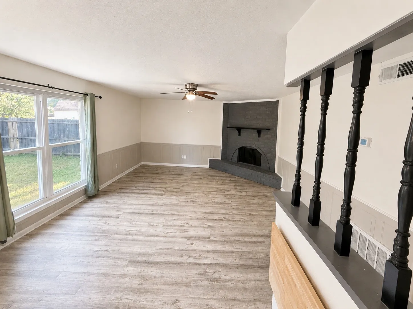 Single Family Residence For Sale in Tarrant County , 7144 Winchester Road, North Richland Hills, Texas 76182, 3 Bedroom, 2 Bathroom, 1 Garage spaces, 1,439 Sqft, built in 1978, Price $284,999, mls#21282617, Real Estate Agent in North Richland Hills, Homes For Sale in Tarrant county, Homes For Sale in North Richland Hills, Realtor in North Richland Hills Texas, Real Estate Brokerage Independent Realty Texas, Luminita Cordes Realtor