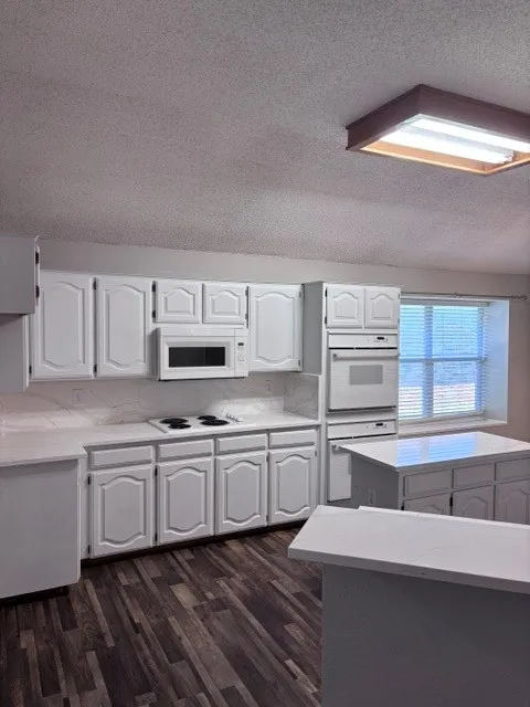 Single Family Residence For Rent in Collin County , 1300 Rosewood Lane, Allen, Texas 75002, 4 Bedroom, 2 Bathroom, 2 Garage spaces, 2,129 Sqft, built in 1996, mls#21307653, Real Estate Agent in Allen, Homes For Rent in Collin county, Homes For Rent in Allen, Realtor in Allen Texas, Real Estate Brokerage Independent Realty Texas, Luminita Cordes Realtor