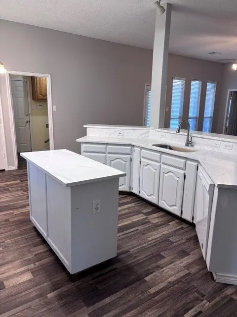Single Family Residence For Rent in Collin County , 1300 Rosewood Lane, Allen, Texas 75002, 4 Bedroom, 2 Bathroom, 2 Garage spaces, 2,129 Sqft, built in 1996, mls#21307653, Real Estate Agent in Allen, Homes For Rent in Collin county, Homes For Rent in Allen, Realtor in Allen Texas, Real Estate Brokerage Independent Realty Texas, Luminita Cordes Realtor