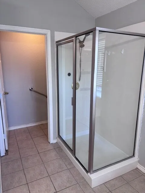 Single Family Residence For Rent in Collin County , 1300 Rosewood Lane, Allen, Texas 75002, 4 Bedroom, 2 Bathroom, 2 Garage spaces, 2,129 Sqft, built in 1996, mls#21307653, Real Estate Agent in Allen, Homes For Rent in Collin county, Homes For Rent in Allen, Realtor in Allen Texas, Real Estate Brokerage Independent Realty Texas, Luminita Cordes Realtor