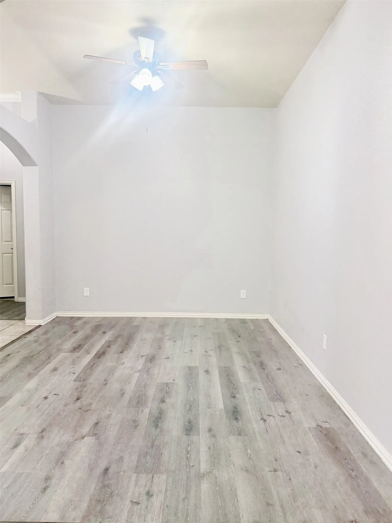 Single Family Residence For Rent in Denton County , 3308 Marymount Drive, Denton, Texas 76210, 4 Bedroom, 2 Bathroom, 2 Garage spaces, 2,416 Sqft, built in 2003, mls#21307661, Real Estate Agent in Denton, Homes For Rent in Denton county, Homes For Rent in Denton, Realtor in Denton Texas, Real Estate Brokerage Independent Realty Texas, Luminita Cordes Realtor