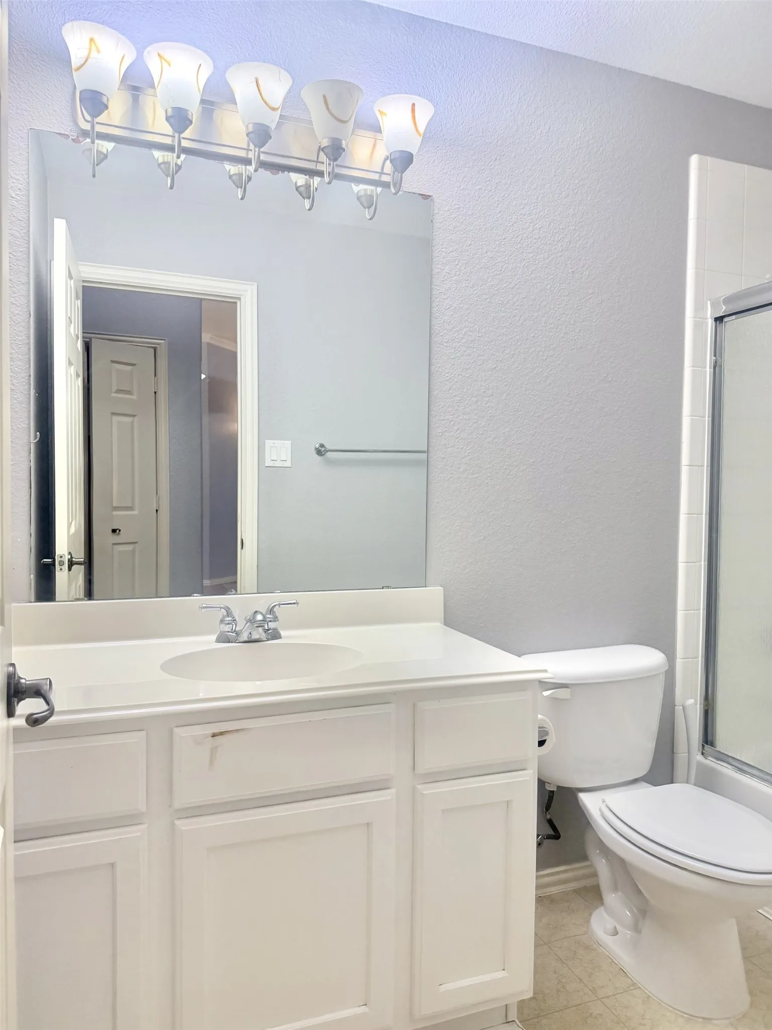 Single Family Residence For Rent in Denton County , 3308 Marymount Drive, Denton, Texas 76210, 4 Bedroom, 2 Bathroom, 2 Garage spaces, 2,416 Sqft, built in 2003, mls#21307661, Real Estate Agent in Denton, Homes For Rent in Denton county, Homes For Rent in Denton, Realtor in Denton Texas, Real Estate Brokerage Independent Realty Texas, Luminita Cordes Realtor