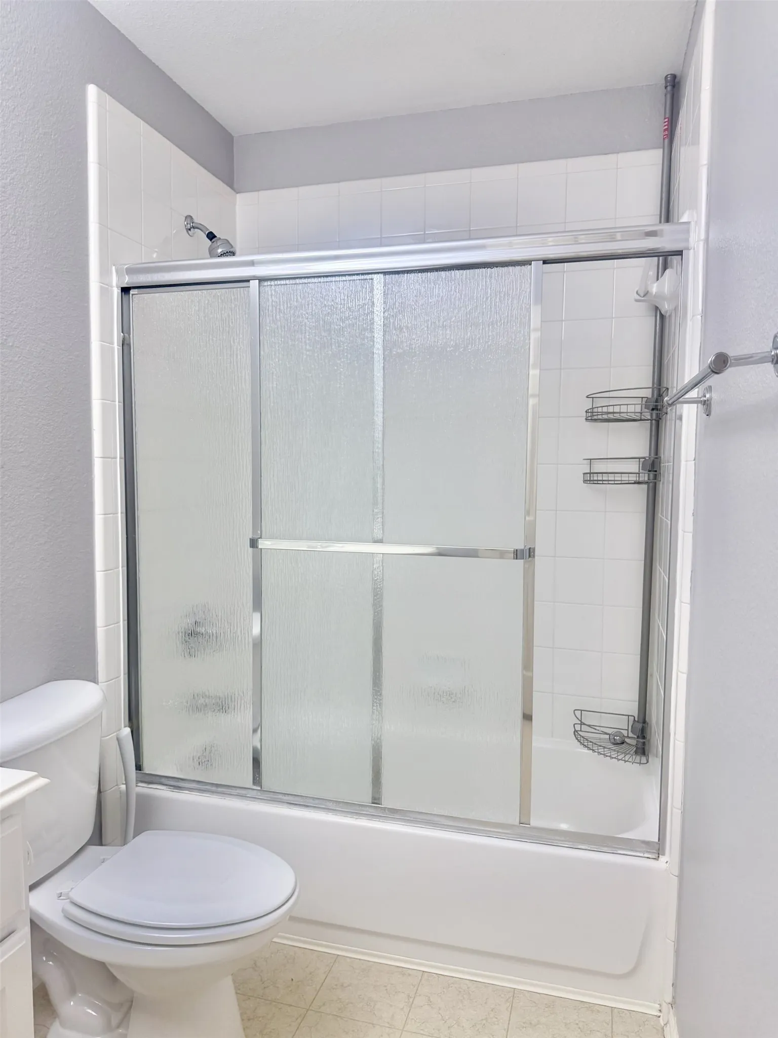 Single Family Residence For Rent in Denton County , 3308 Marymount Drive, Denton, Texas 76210, 4 Bedroom, 2 Bathroom, 2 Garage spaces, 2,416 Sqft, built in 2003, mls#21307661, Real Estate Agent in Denton, Homes For Rent in Denton county, Homes For Rent in Denton, Realtor in Denton Texas, Real Estate Brokerage Independent Realty Texas, Luminita Cordes Realtor