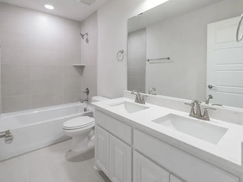 2nd bathroom