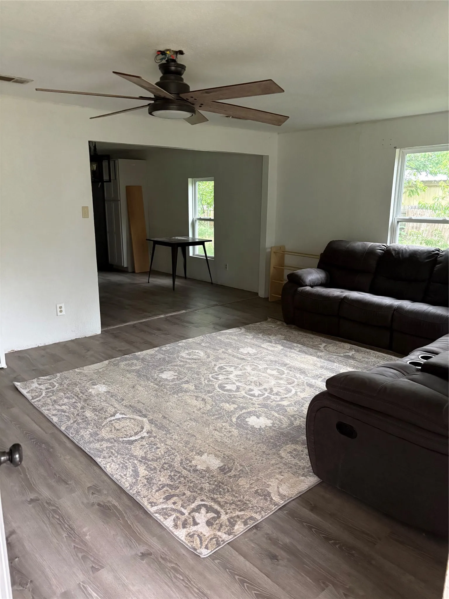 Single Family Residence For Sale in Eastland County , 616 Breckenridge Highway, Ranger, Texas 76470, 4 Bedroom, 2 Bathroom, Garage spaces, 2,016 Sqft, built in 1940, mls#21307669, Real Estate Agent in Ranger, Homes For Sale in Eastland county, Homes For Sale in Ranger, Realtor in Ranger Texas, Real Estate Brokerage Independent Realty Texas, Luminita Cordes Realtor