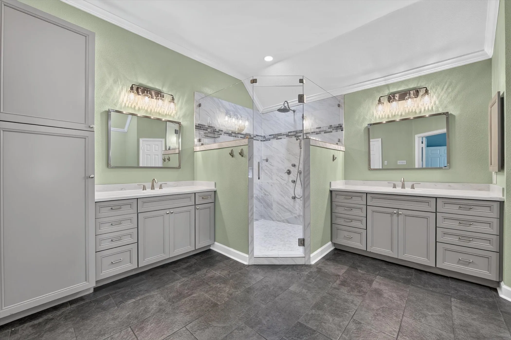 Single Family Residence For Sale in Parker County , 1224 Boling Ranch Road N, Azle, Texas 76020, 4 Bedroom, 4 Bathroom, 4 Garage spaces, 4,511 Sqft, built in 2001, mls#21307613, Real Estate Agent in Azle, Homes For Sale in Parker county, Homes For Sale in Azle, Realtor in Azle Texas, Real Estate Brokerage Independent Realty Texas, Luminita Cordes Realtor