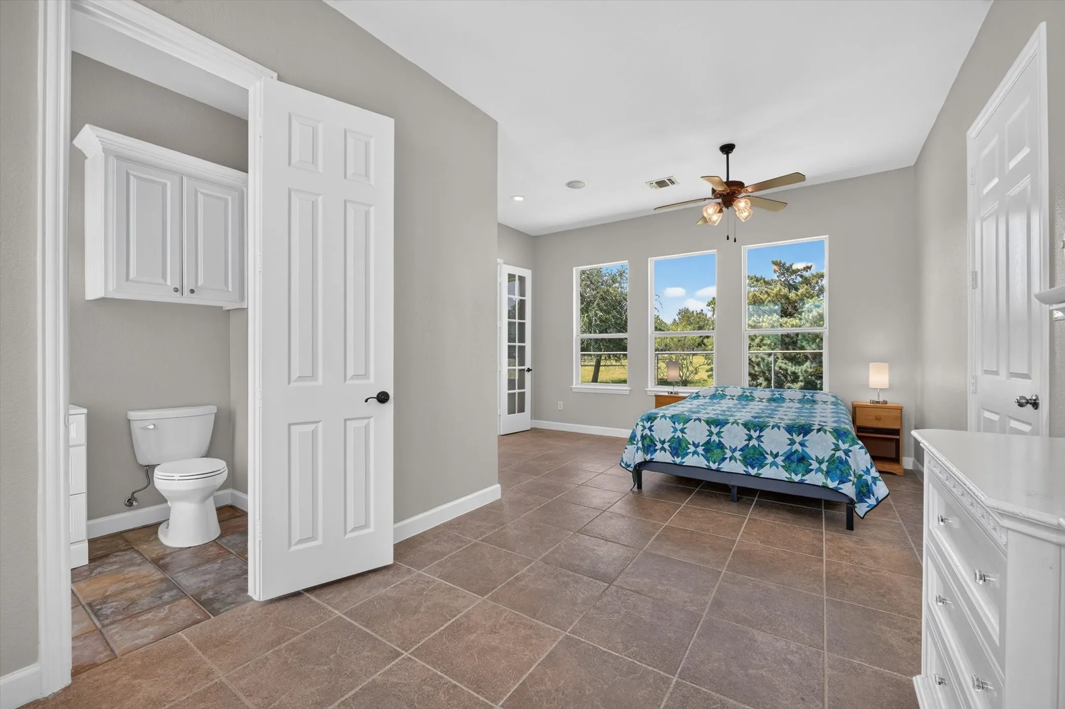 Single Family Residence For Sale in Parker County , 1224 Boling Ranch Road N, Azle, Texas 76020, 4 Bedroom, 4 Bathroom, 4 Garage spaces, 4,511 Sqft, built in 2001, mls#21307613, Real Estate Agent in Azle, Homes For Sale in Parker county, Homes For Sale in Azle, Realtor in Azle Texas, Real Estate Brokerage Independent Realty Texas, Luminita Cordes Realtor