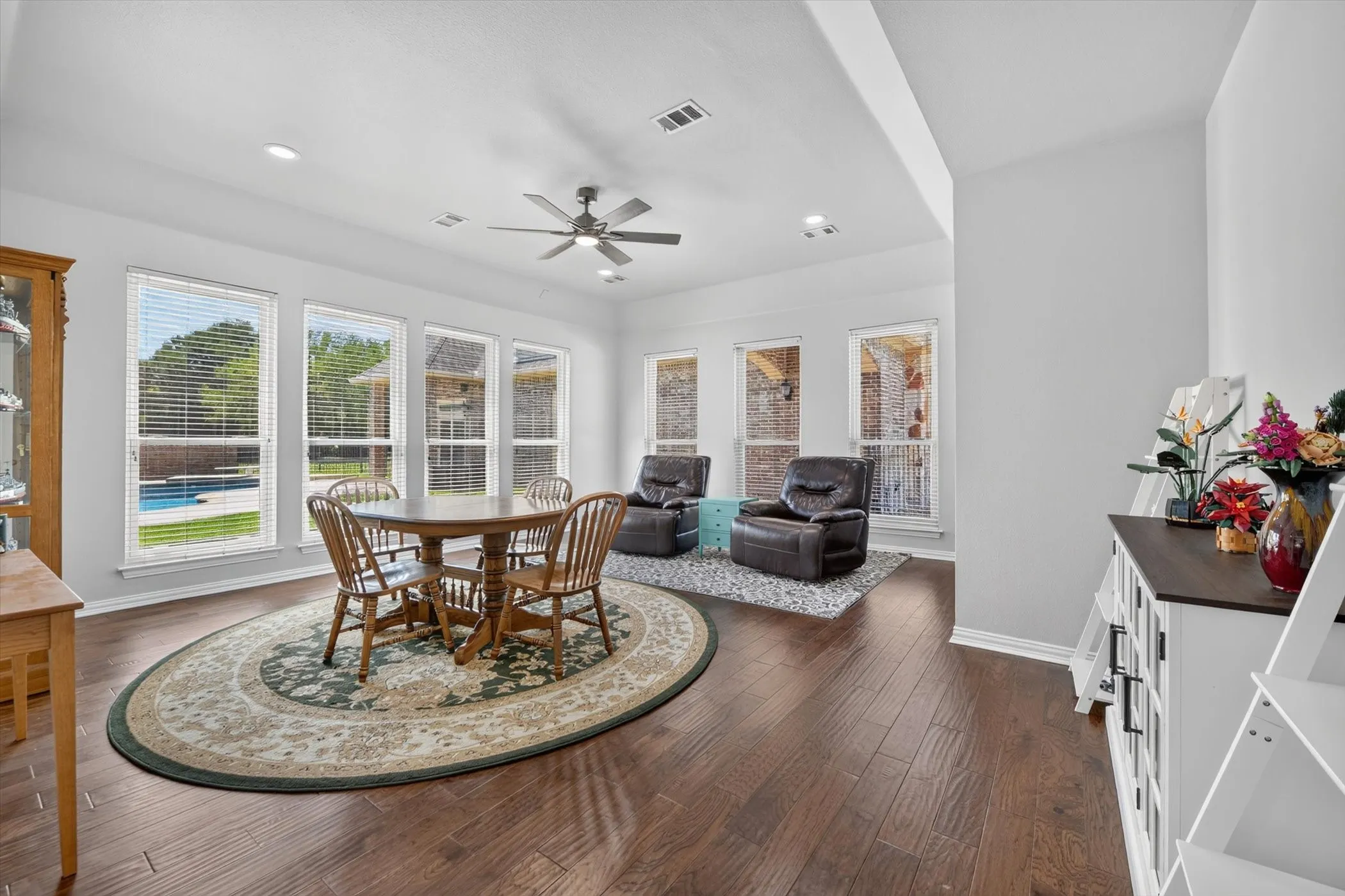 Single Family Residence For Sale in Parker County , 1224 Boling Ranch Road N, Azle, Texas 76020, 4 Bedroom, 4 Bathroom, 4 Garage spaces, 4,511 Sqft, built in 2001, mls#21307613, Real Estate Agent in Azle, Homes For Sale in Parker county, Homes For Sale in Azle, Realtor in Azle Texas, Real Estate Brokerage Independent Realty Texas, Luminita Cordes Realtor