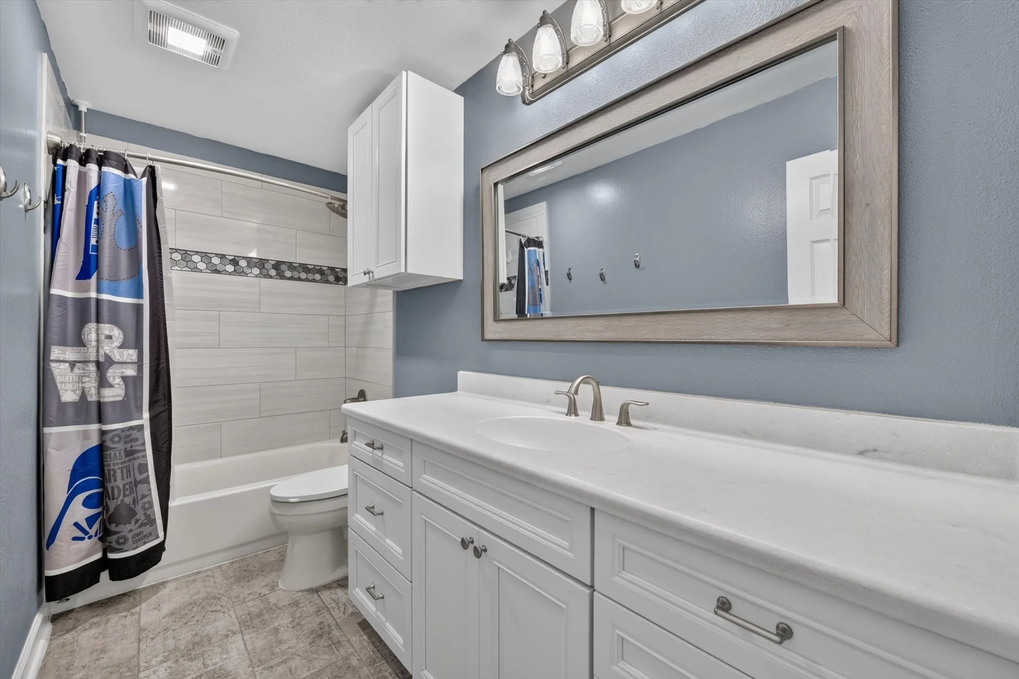 Single Family Residence For Sale in Parker County , 1224 Boling Ranch Road N, Azle, Texas 76020, 4 Bedroom, 4 Bathroom, 4 Garage spaces, 4,511 Sqft, built in 2001, mls#21307613, Real Estate Agent in Azle, Homes For Sale in Parker county, Homes For Sale in Azle, Realtor in Azle Texas, Real Estate Brokerage Independent Realty Texas, Luminita Cordes Realtor