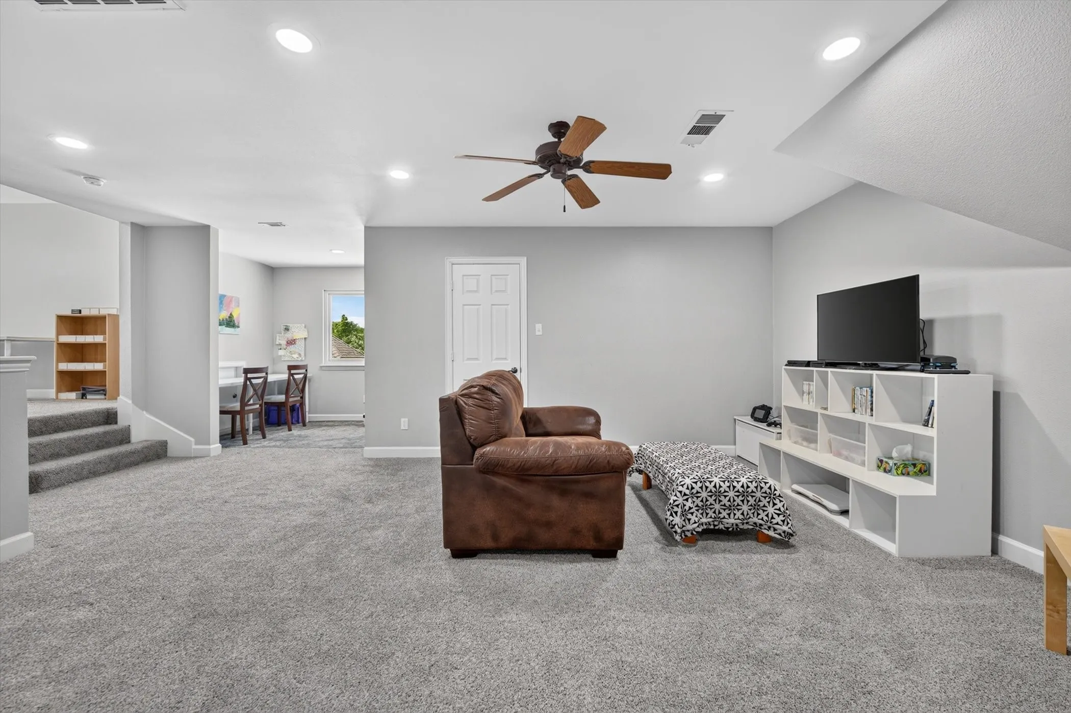 Single Family Residence For Sale in Parker County , 1224 Boling Ranch Road N, Azle, Texas 76020, 4 Bedroom, 4 Bathroom, 4 Garage spaces, 4,511 Sqft, built in 2001, mls#21307613, Real Estate Agent in Azle, Homes For Sale in Parker county, Homes For Sale in Azle, Realtor in Azle Texas, Real Estate Brokerage Independent Realty Texas, Luminita Cordes Realtor