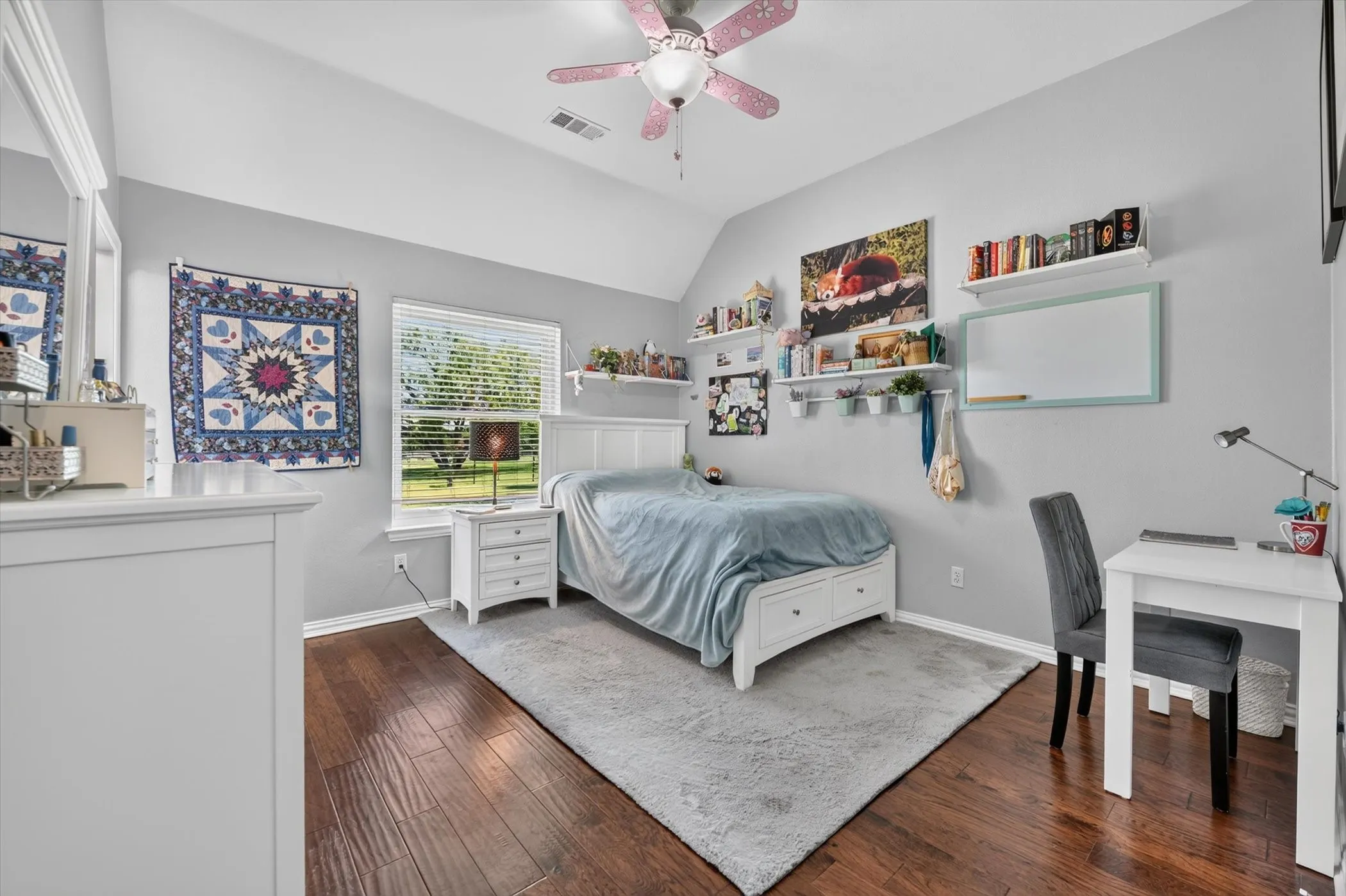 Single Family Residence For Sale in Parker County , 1224 Boling Ranch Road N, Azle, Texas 76020, 4 Bedroom, 4 Bathroom, 4 Garage spaces, 4,511 Sqft, built in 2001, mls#21307613, Real Estate Agent in Azle, Homes For Sale in Parker county, Homes For Sale in Azle, Realtor in Azle Texas, Real Estate Brokerage Independent Realty Texas, Luminita Cordes Realtor