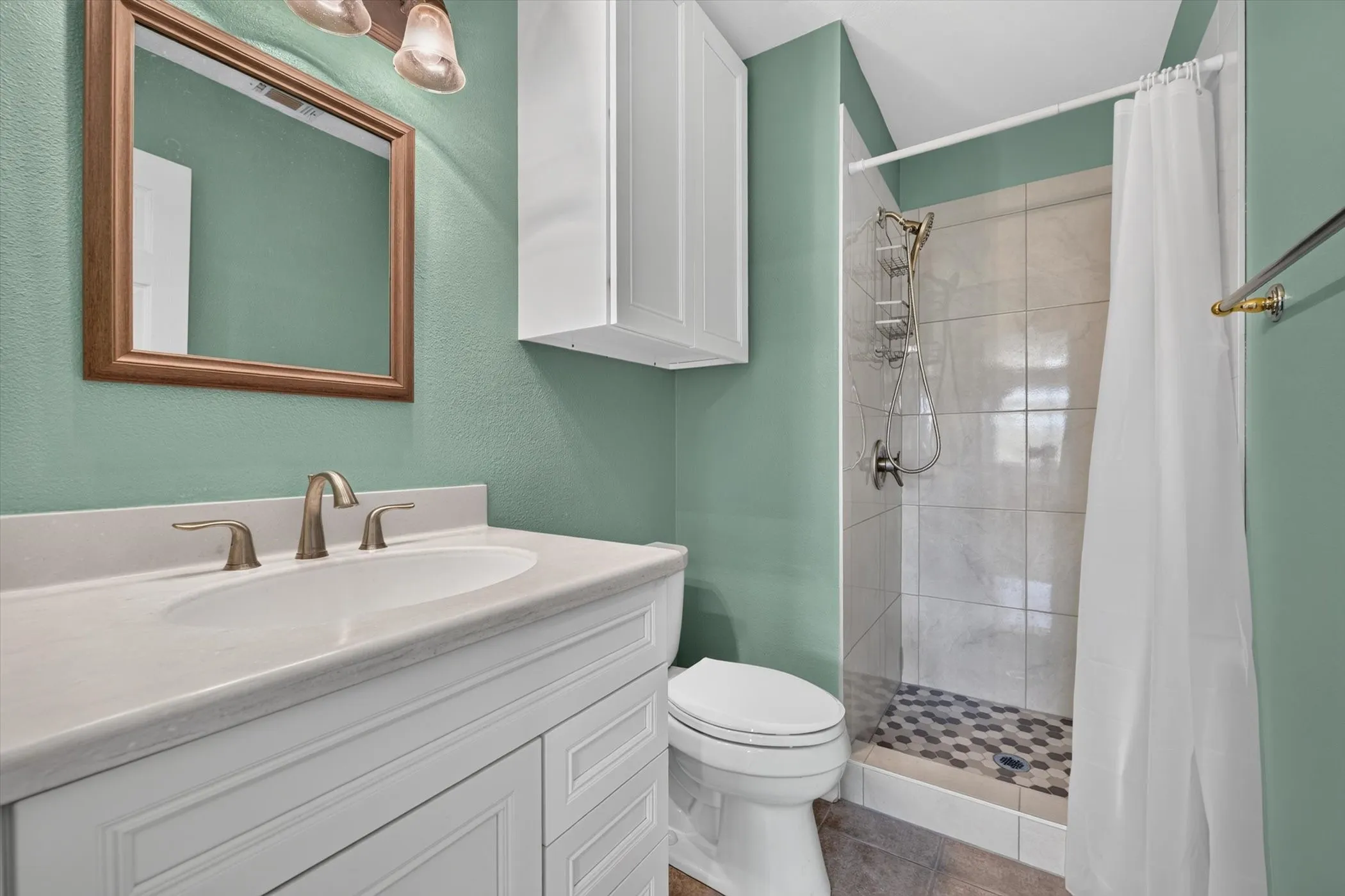 Single Family Residence For Sale in Parker County , 1224 Boling Ranch Road N, Azle, Texas 76020, 4 Bedroom, 4 Bathroom, 4 Garage spaces, 4,511 Sqft, built in 2001, mls#21307613, Real Estate Agent in Azle, Homes For Sale in Parker county, Homes For Sale in Azle, Realtor in Azle Texas, Real Estate Brokerage Independent Realty Texas, Luminita Cordes Realtor