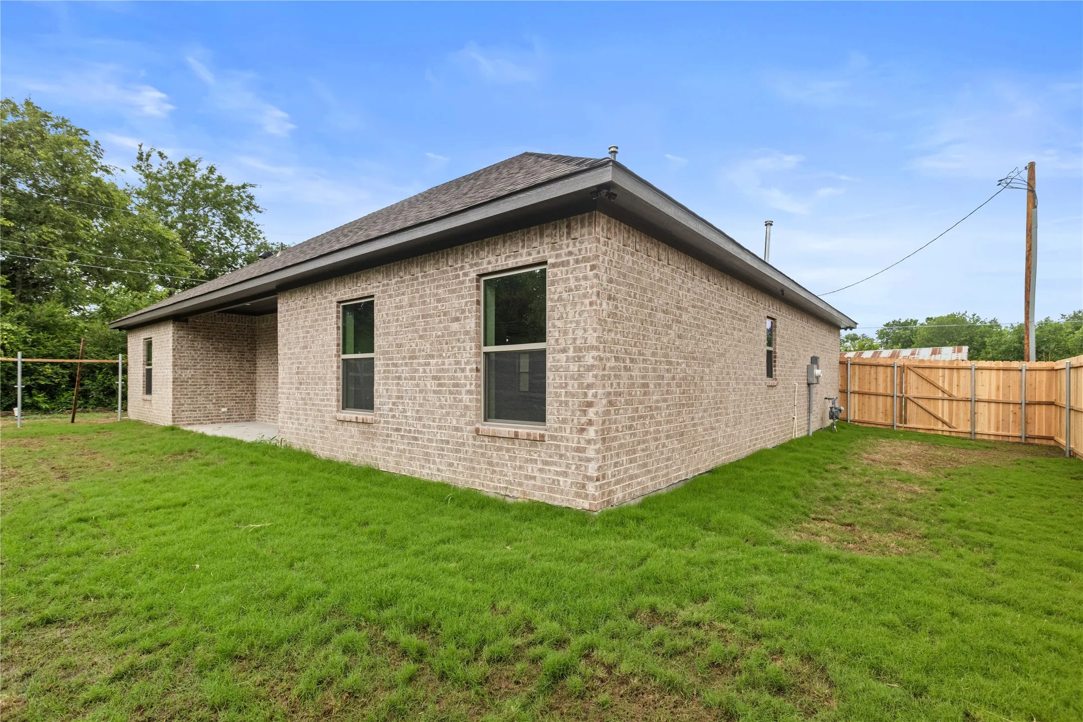 Single Family Residence For Sale in Grayson County , 106 N Lackey Street, Tom Bean, Texas 75489, 3 Bedroom, 2 Bathroom, 2 Garage spaces, 1,521 Sqft, built in 2026, mls#21307524, Real Estate Agent in Tom Bean, Homes For Sale in Grayson county, Homes For Sale in Tom Bean, Realtor in Tom Bean Texas, Real Estate Brokerage Independent Realty Texas, Luminita Cordes Realtor