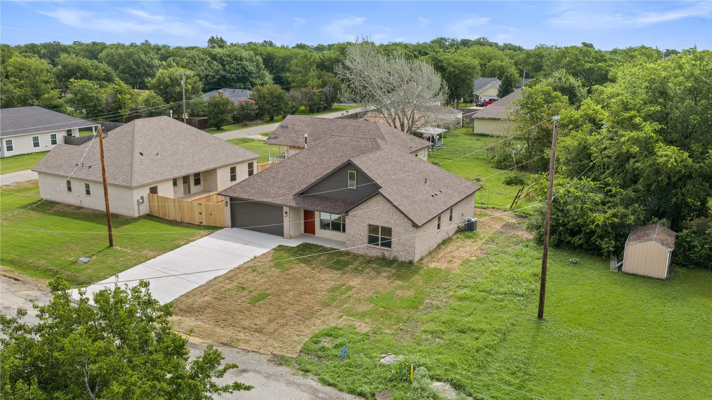 Single Family Residence For Sale in Grayson County , 106 N Lackey Street, Tom Bean, Texas 75489, 3 Bedroom, 2 Bathroom, 2 Garage spaces, 1,521 Sqft, built in 2026, mls#21307524, Real Estate Agent in Tom Bean, Homes For Sale in Grayson county, Homes For Sale in Tom Bean, Realtor in Tom Bean Texas, Real Estate Brokerage Independent Realty Texas, Luminita Cordes Realtor